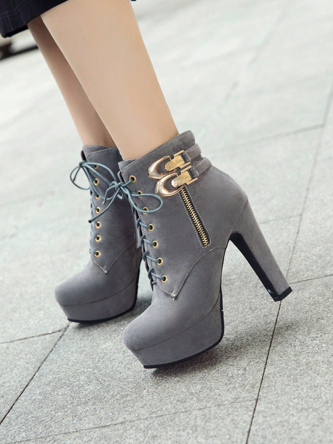 In Grey Women Ankle Boots & Booties