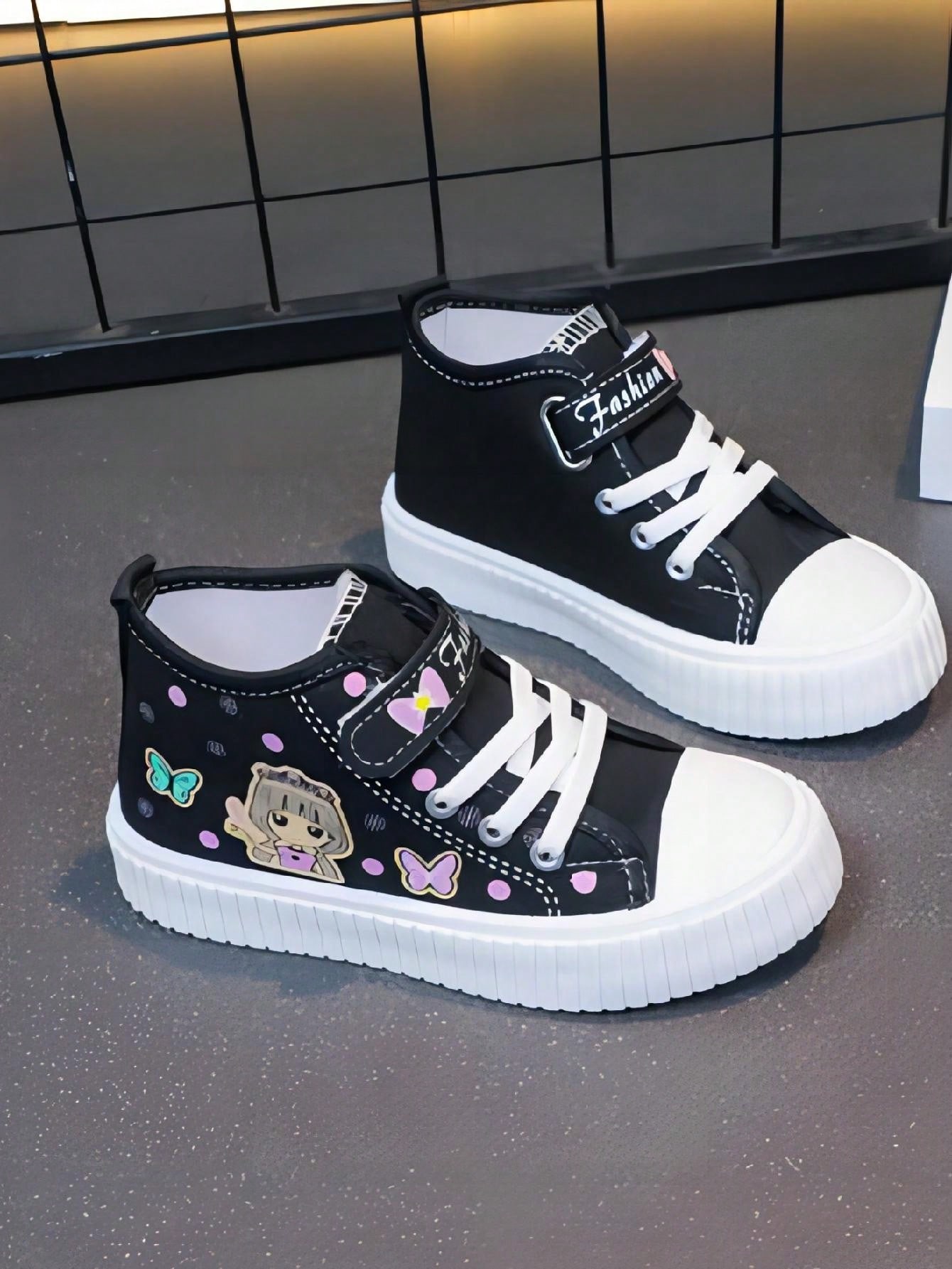 Kids Sneakers