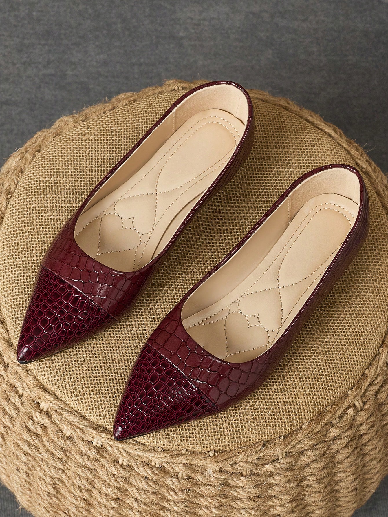 In Burgundy Women Flats