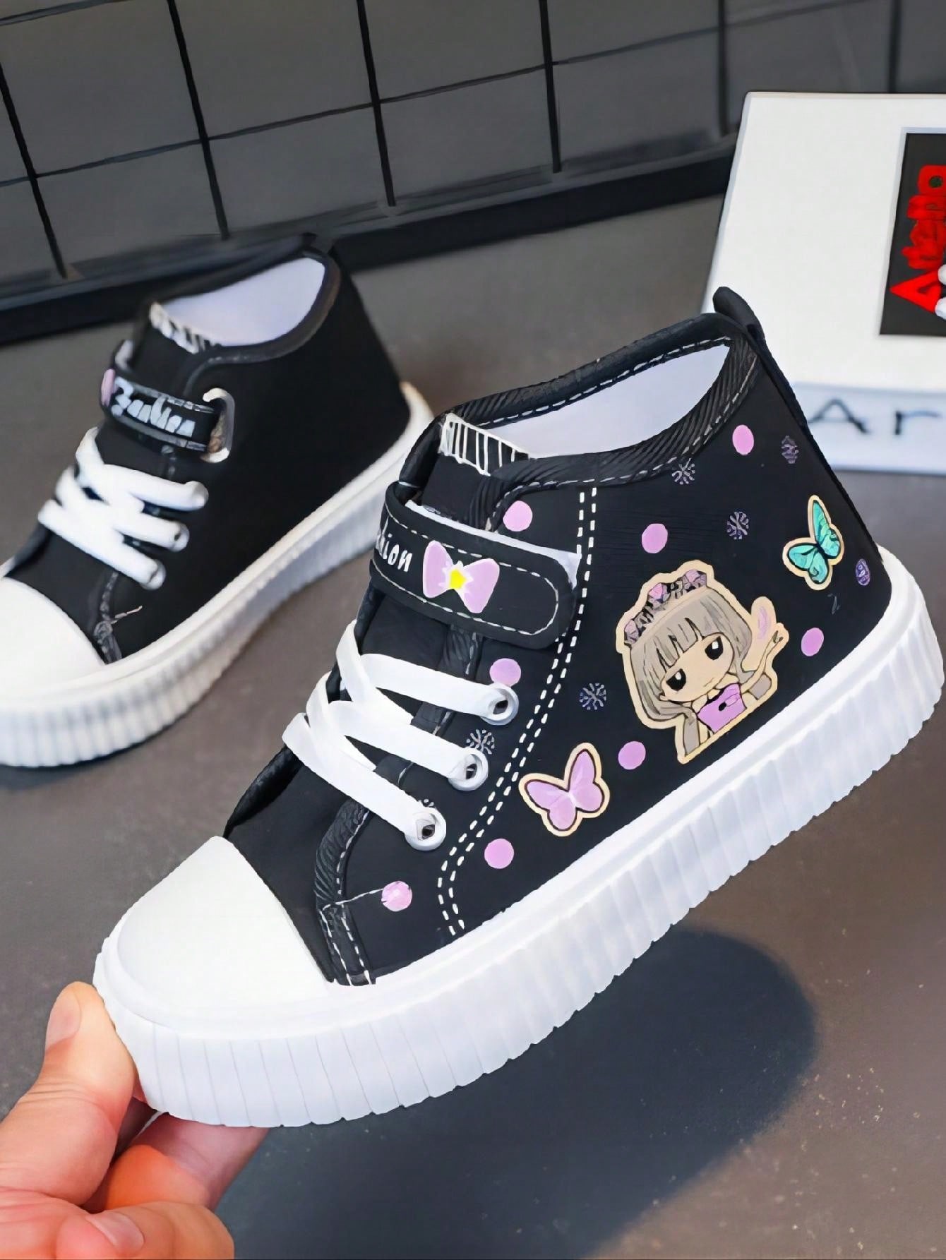 Kids Sneakers