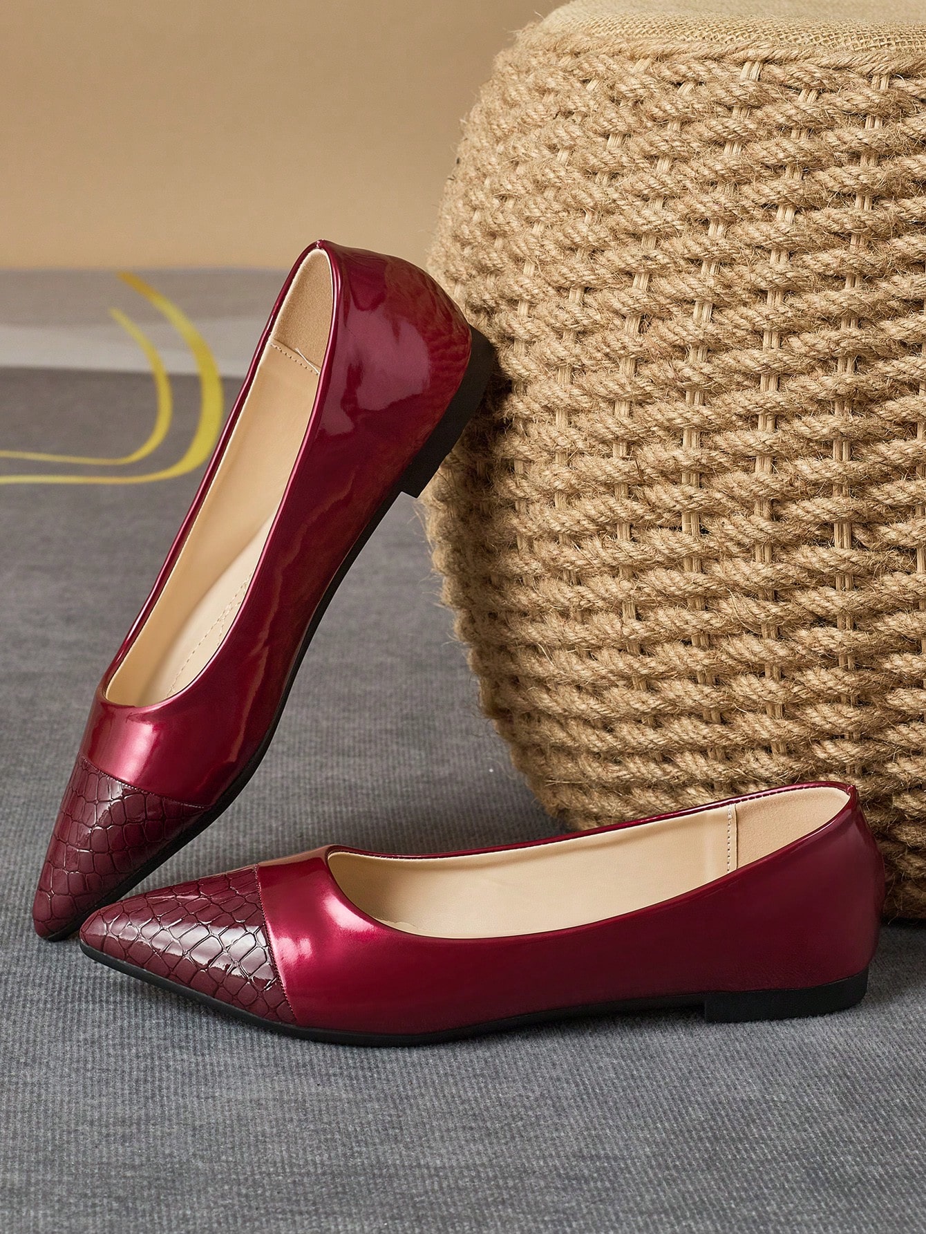 In Burgundy Women Flats