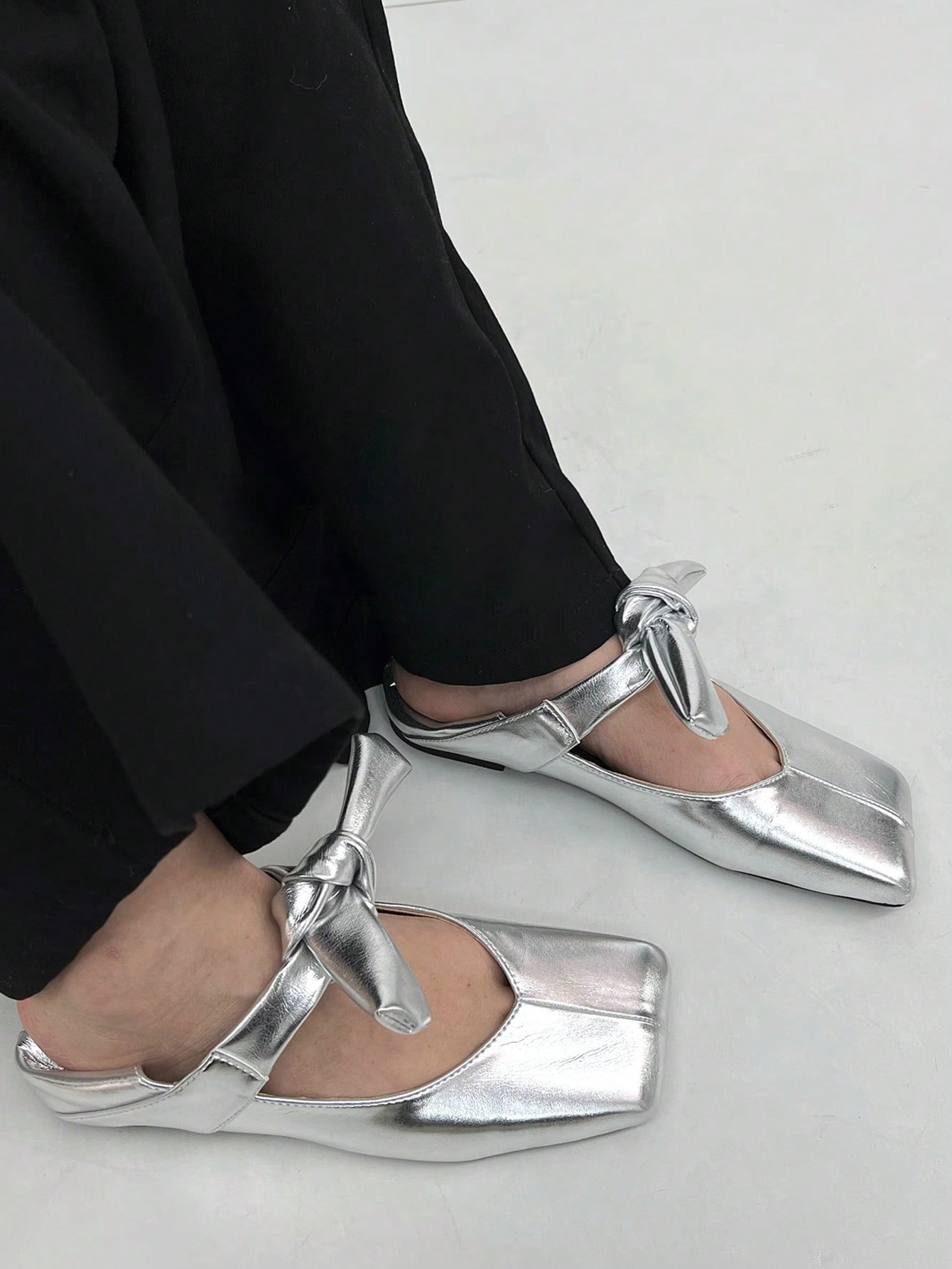 In Silver Women Flats