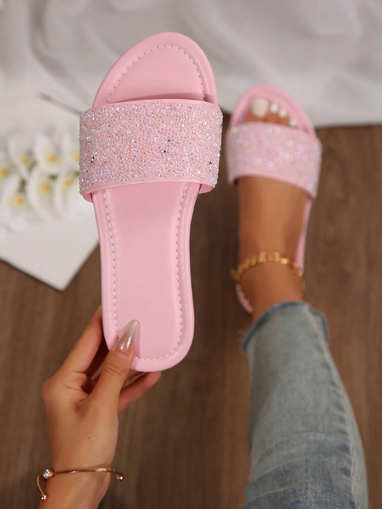 In Baby Pink Women Flat Sandals