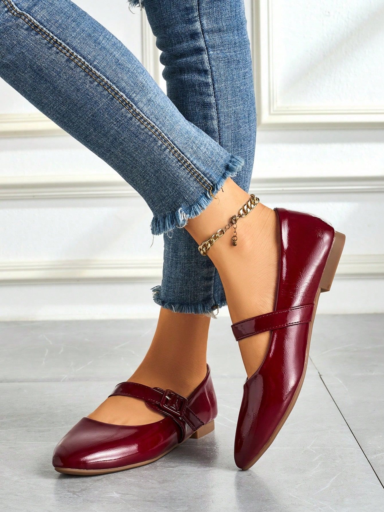 In Burgundy Women Flats