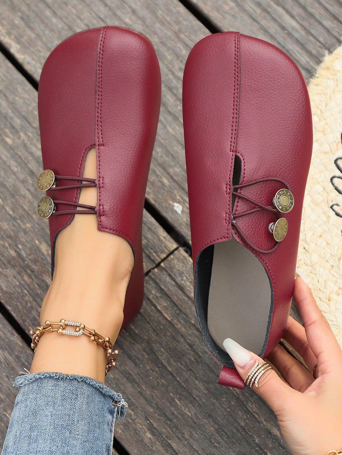 In Burgundy Women Flats