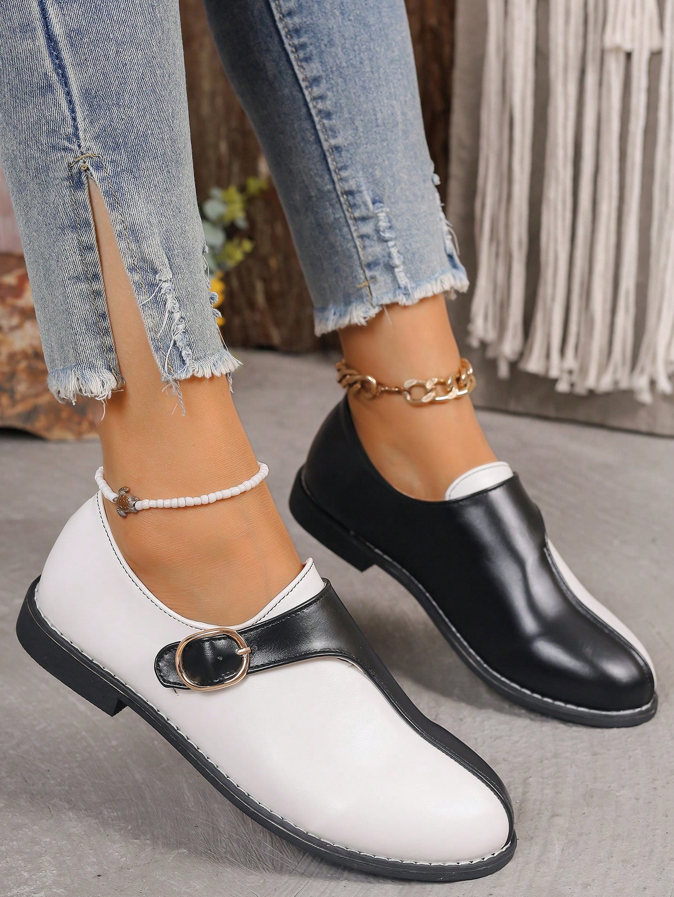 In Black and White Women Flats