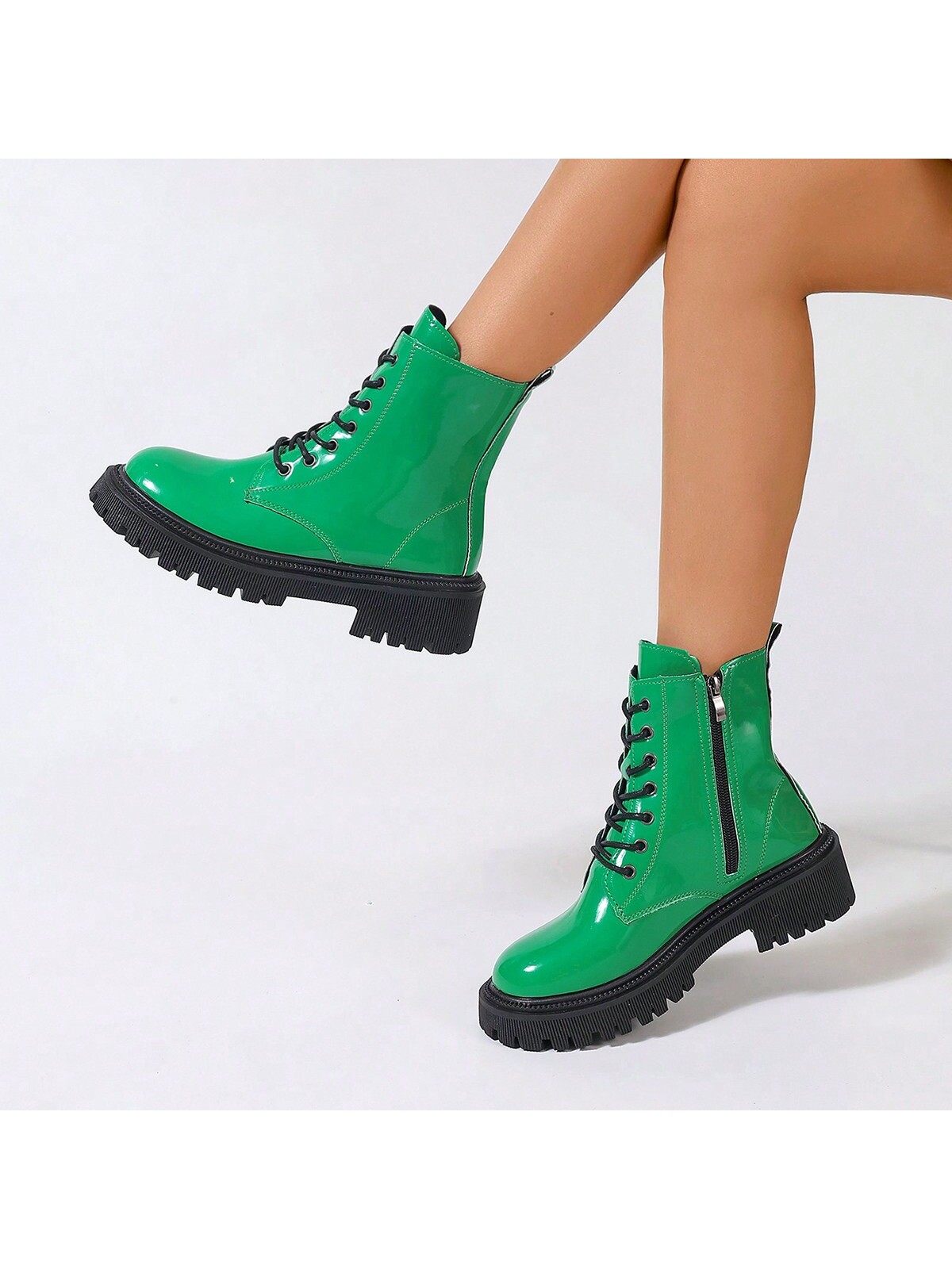 In Green Women Fashion Boots