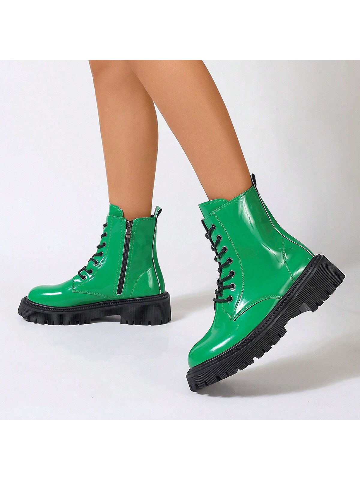 In Green Women Fashion Boots