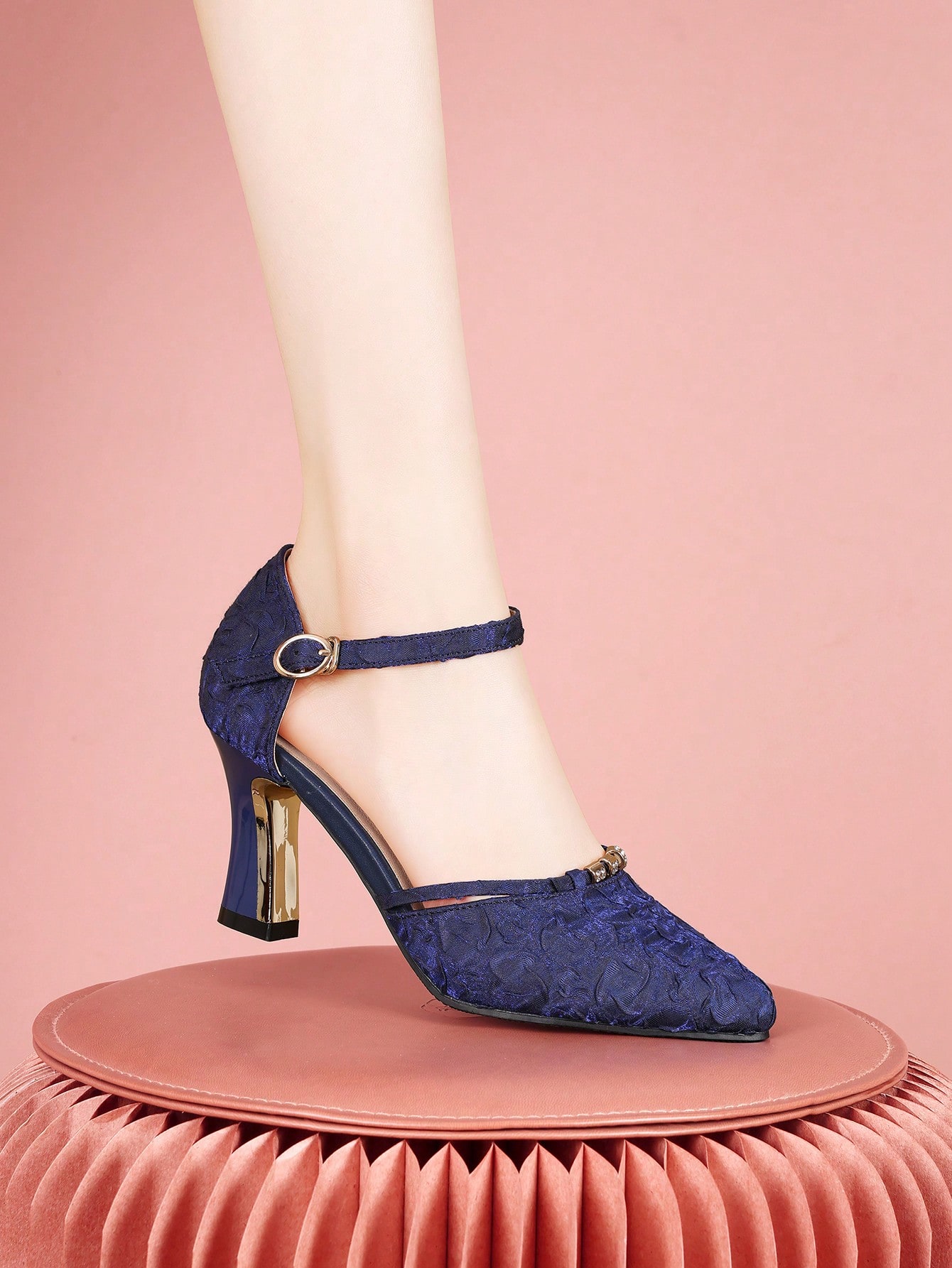 In Navy Blue Women Pumps