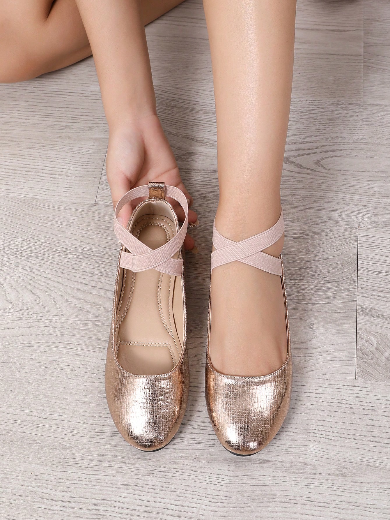 In Champagne Women Flats