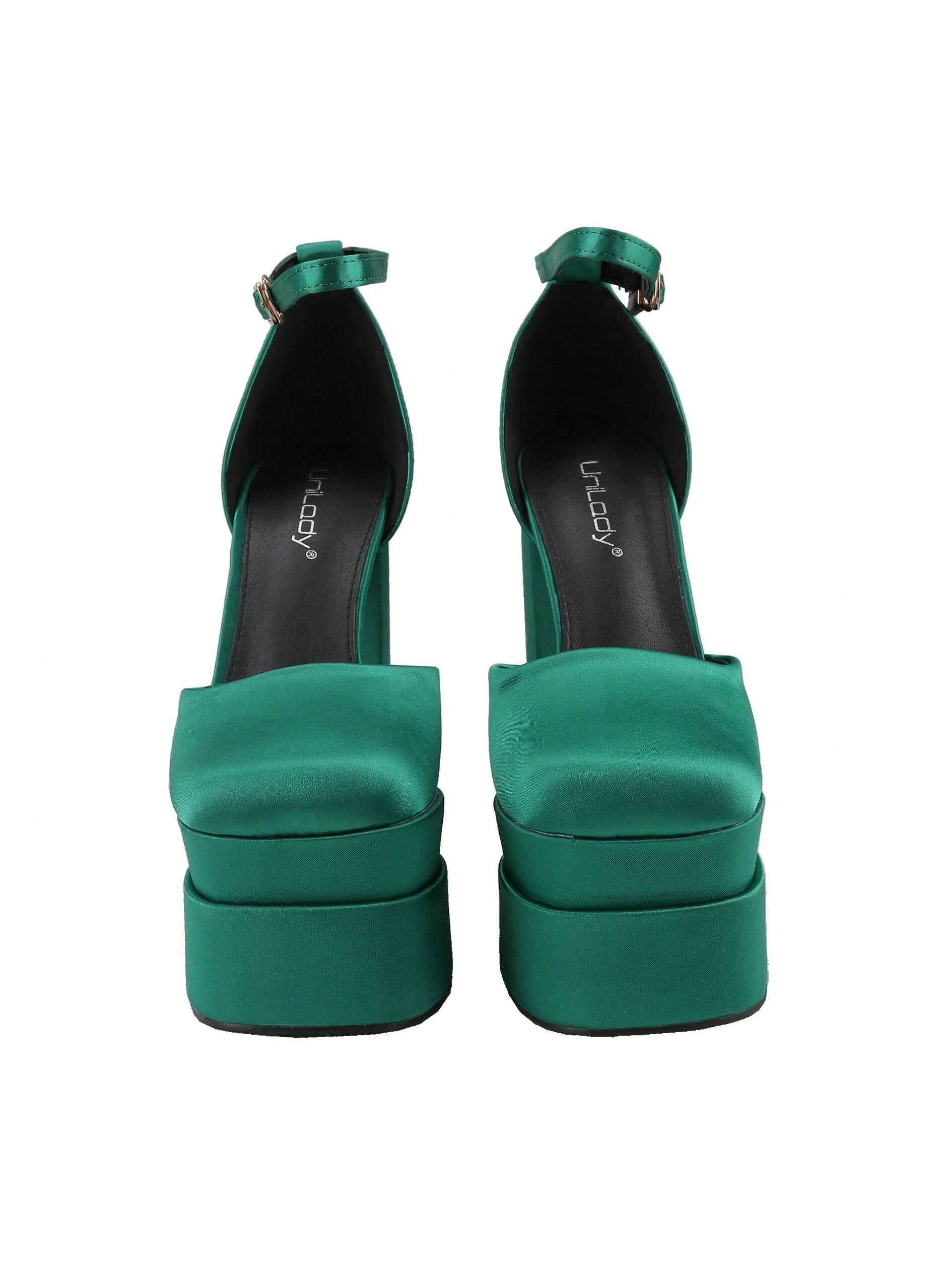 In Green Women Pumps