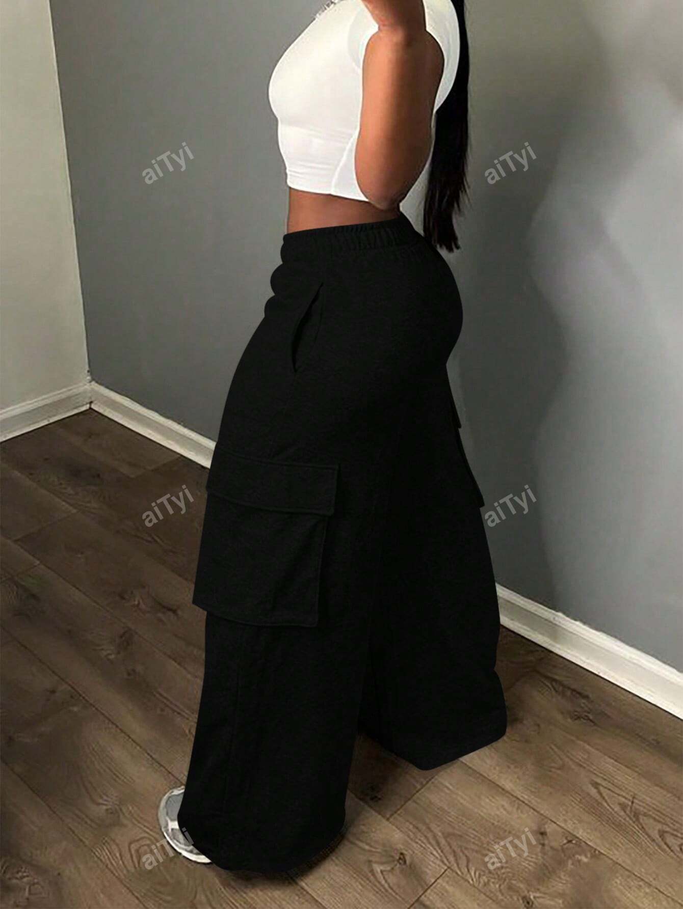 In Black Plus Size Sweatpants