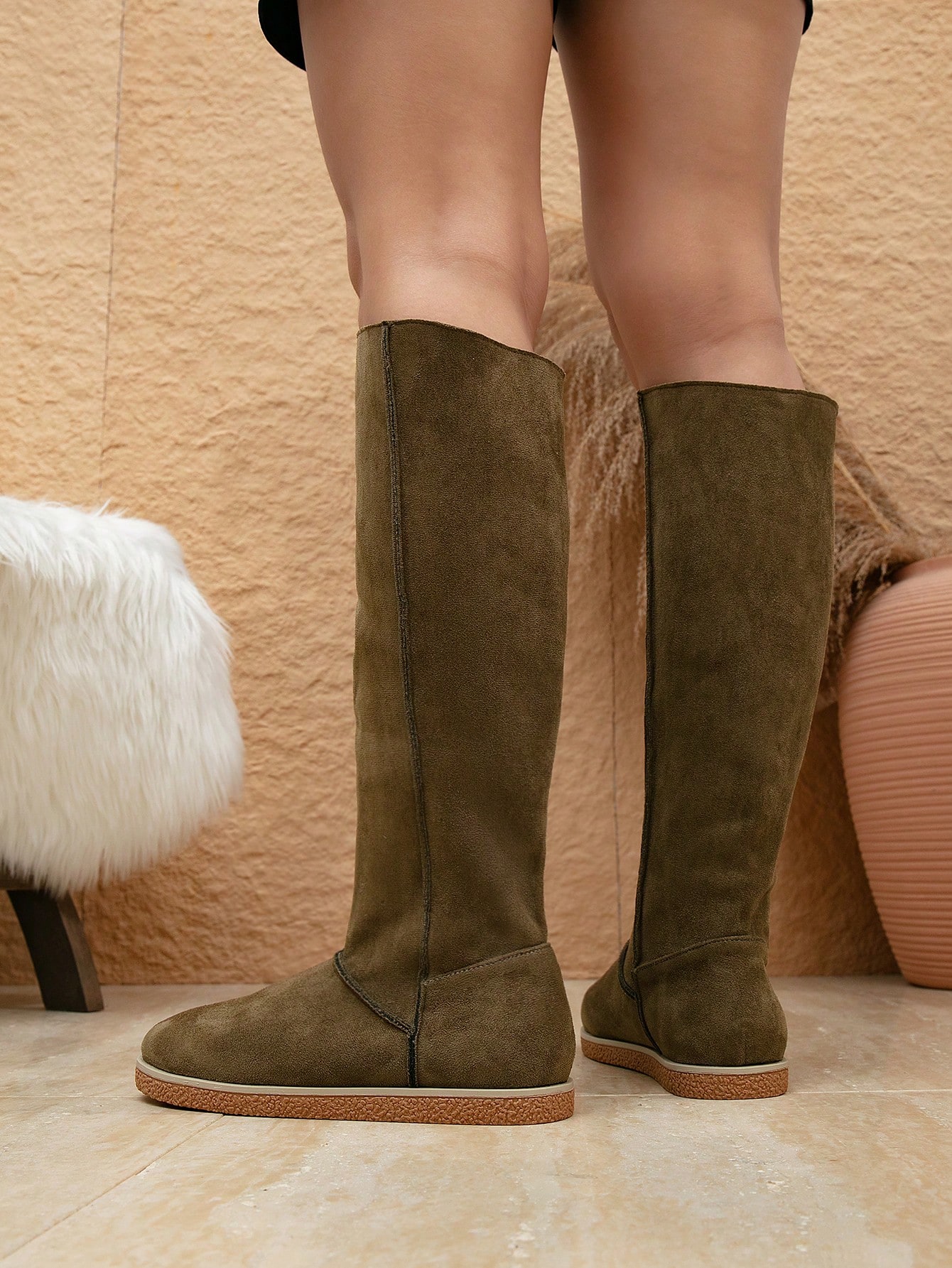 In Green Women Fashion Boots