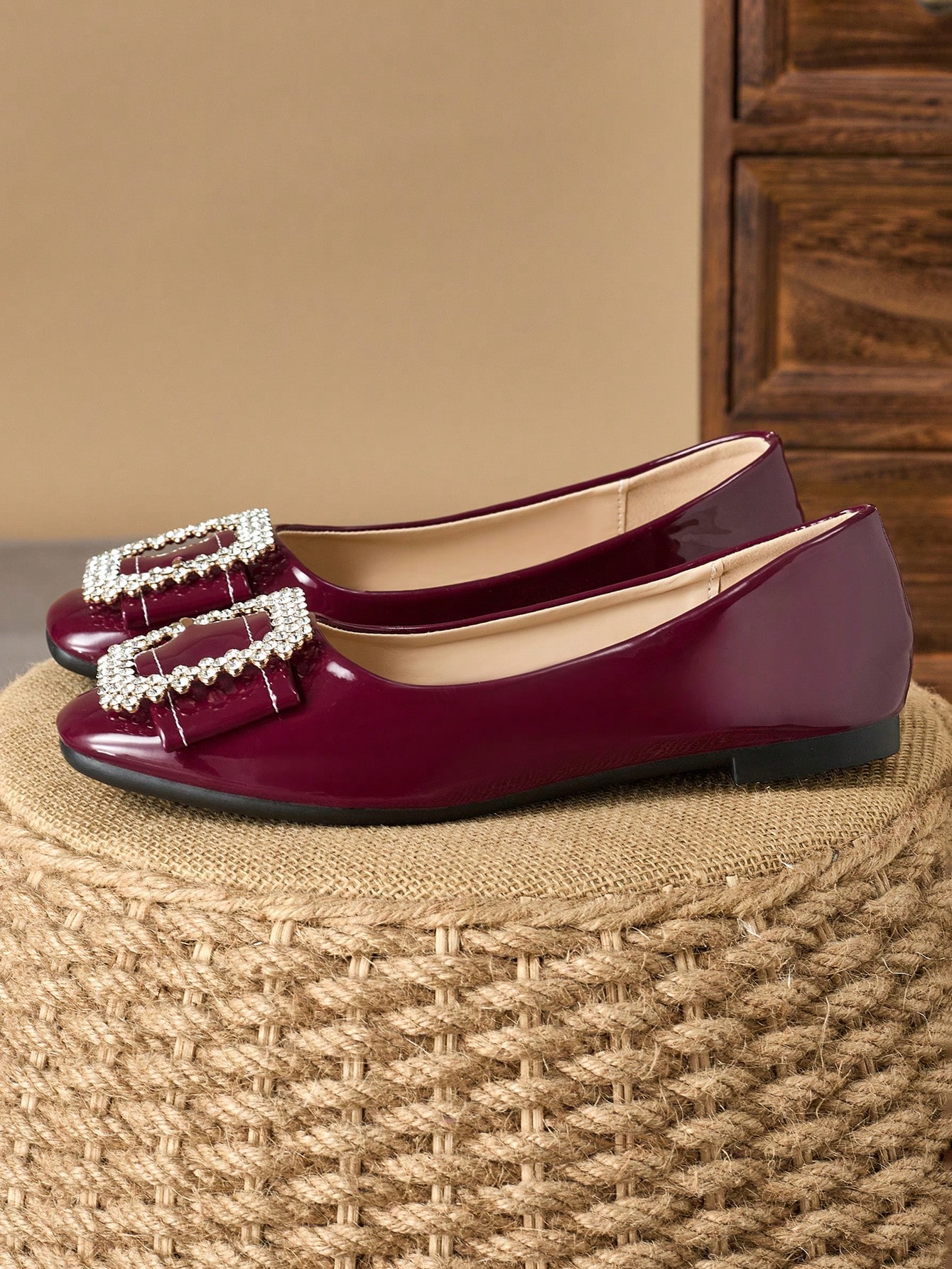 In Burgundy Women Flats