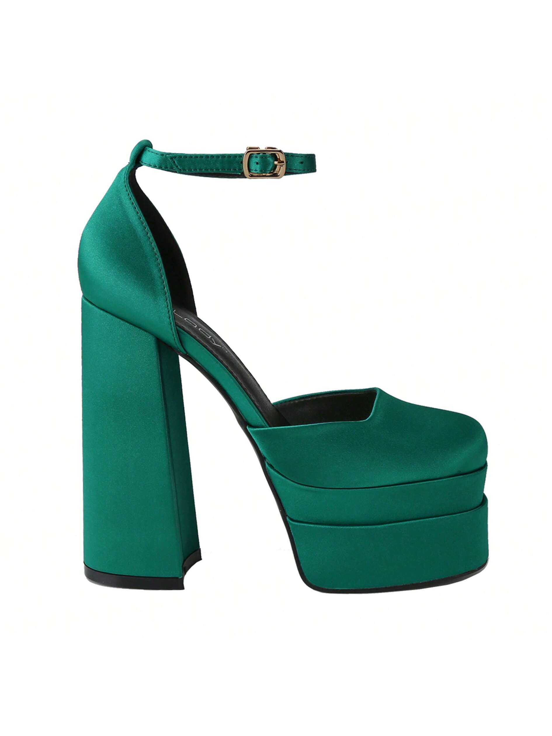 In Green Women Pumps