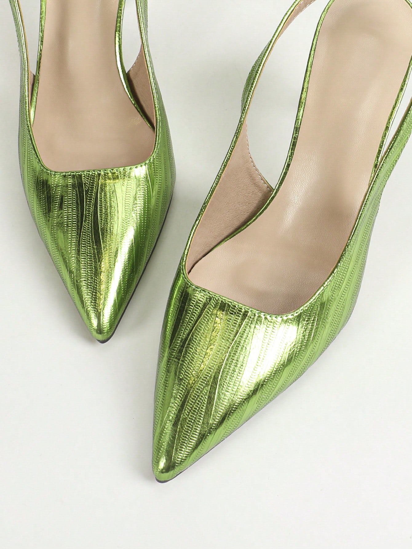 In Green Women Pumps