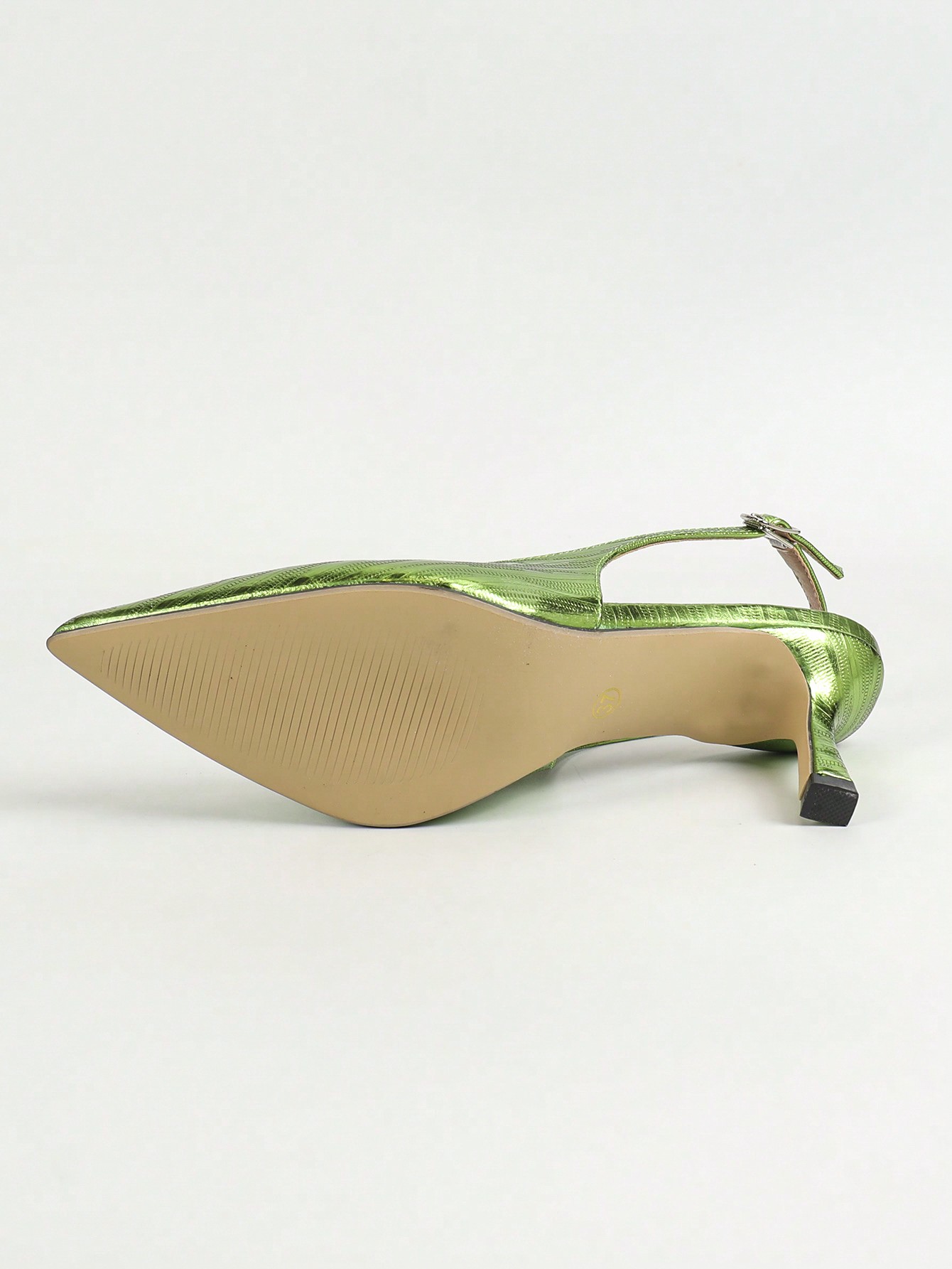 In Green Women Pumps