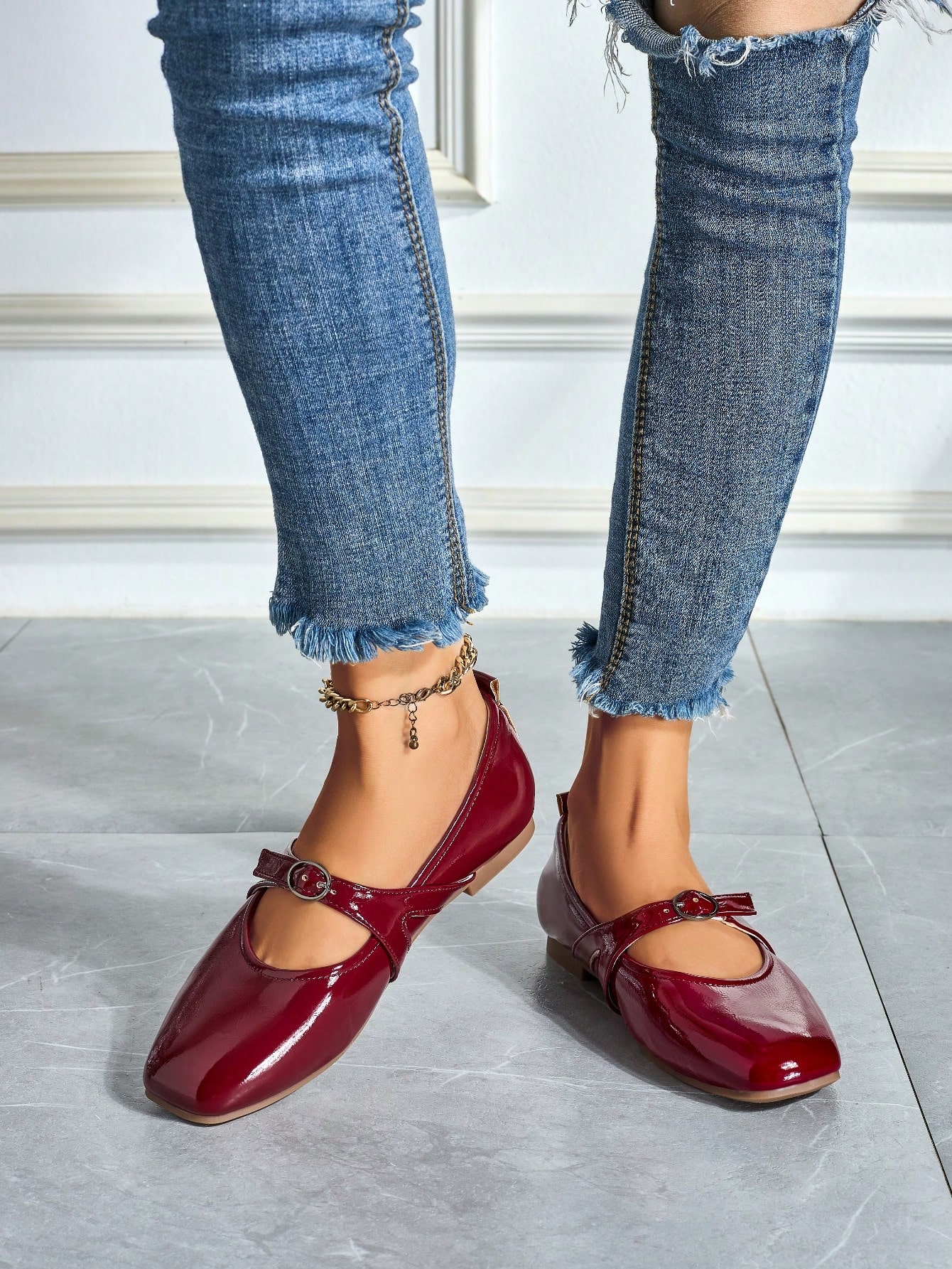 In Burgundy Women Flats