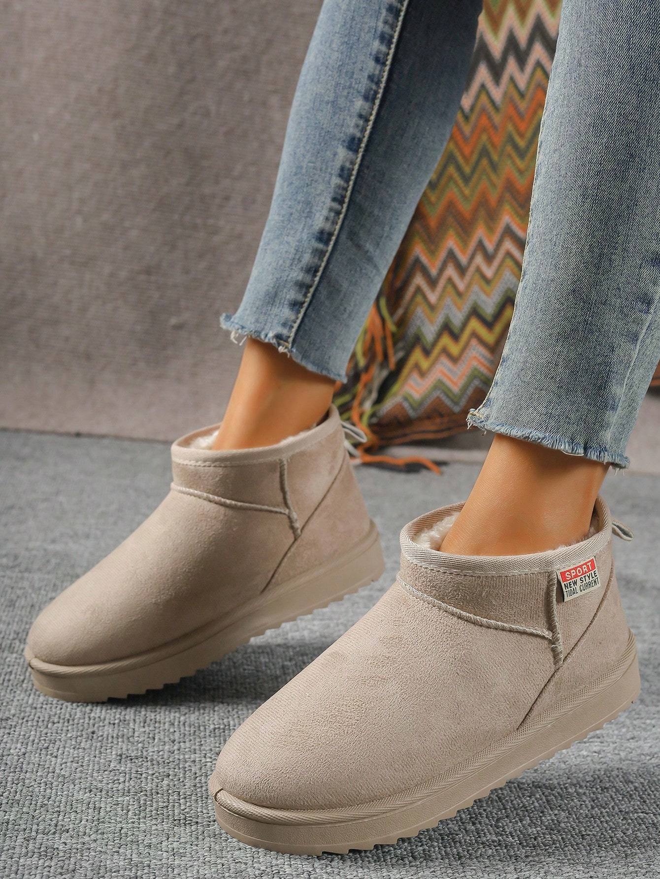 In Grey Women Ankle Boots & Booties