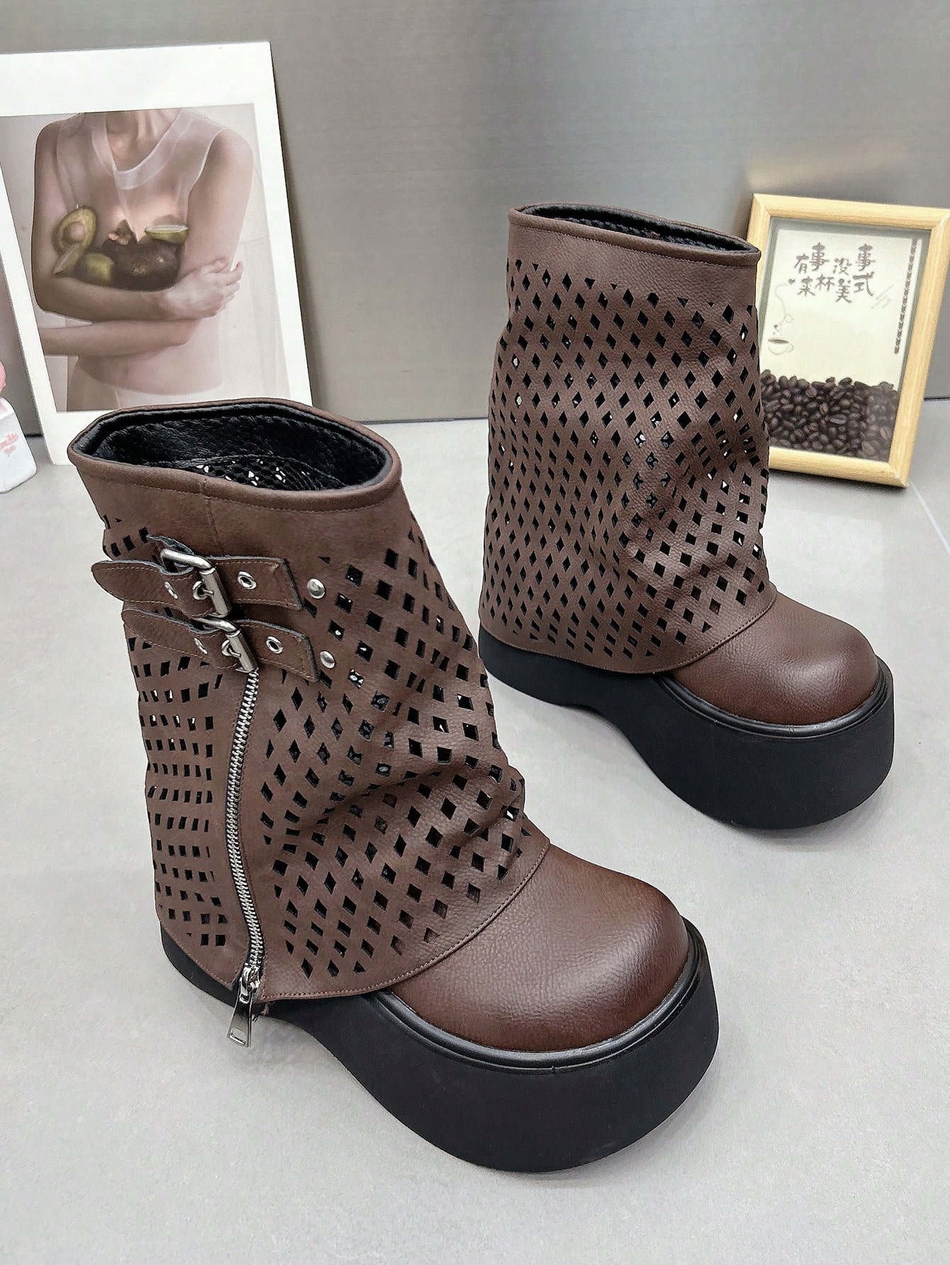 In Brown Women Mid-Calf Boots