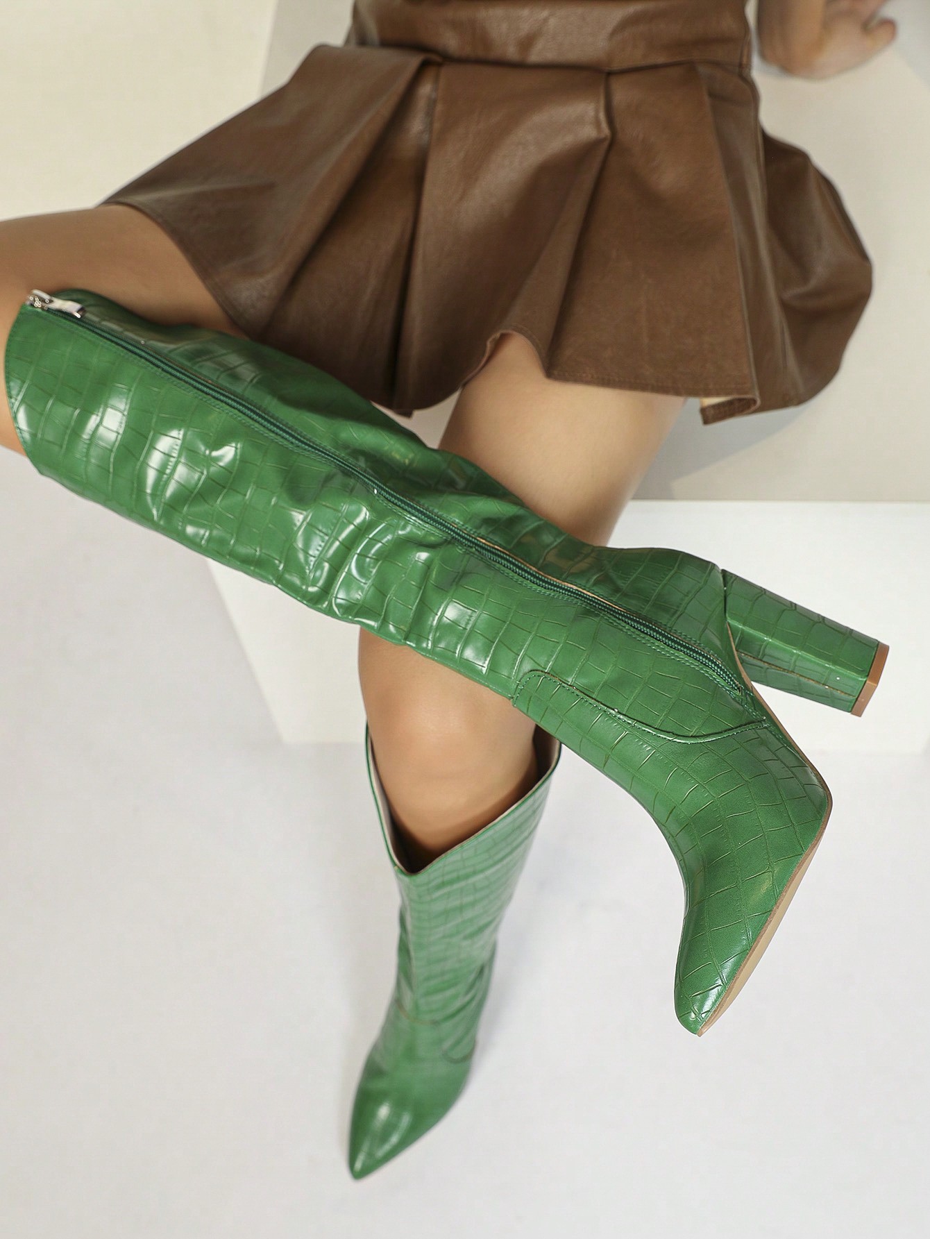 In Green Women Fashion Boots