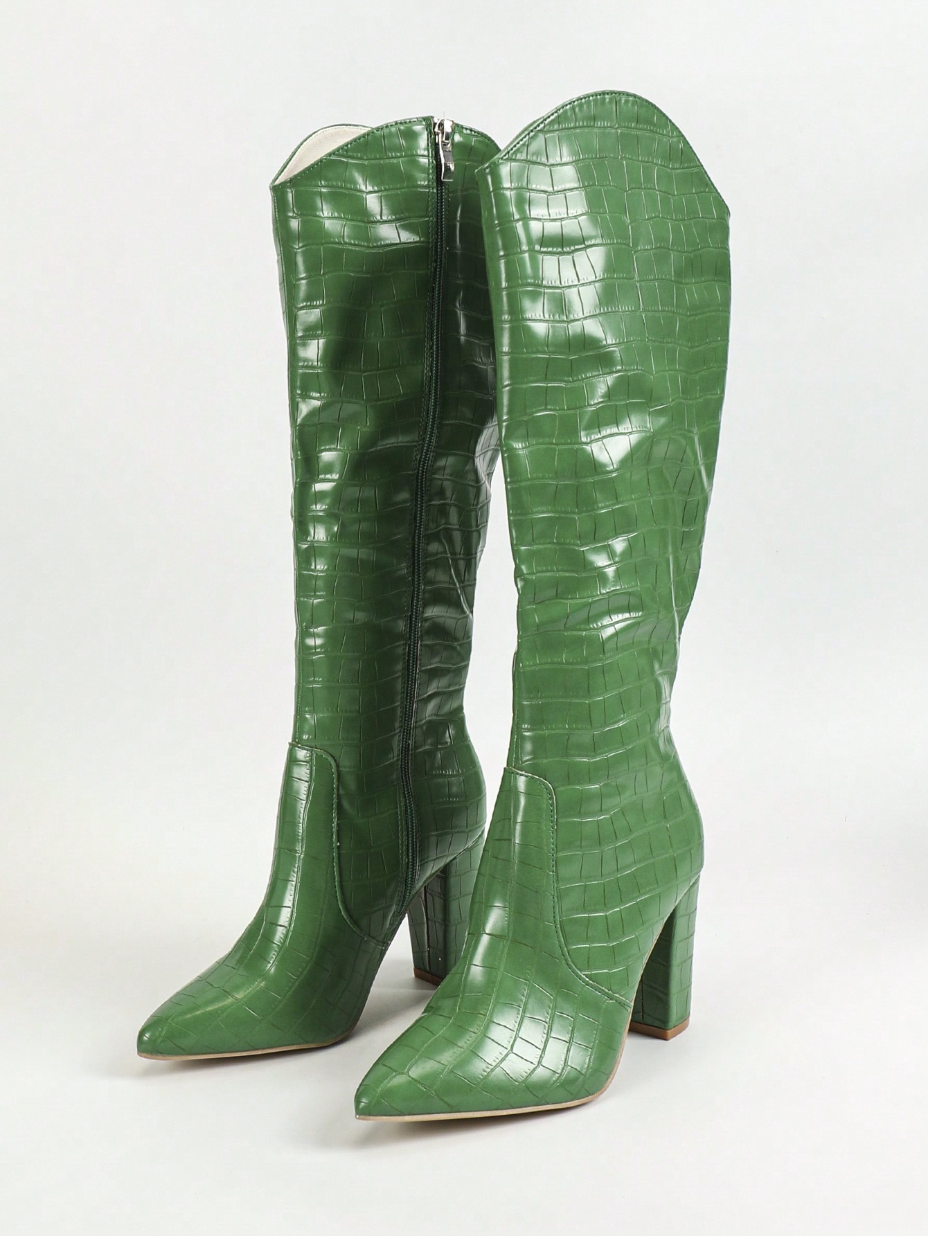 In Green Women Fashion Boots