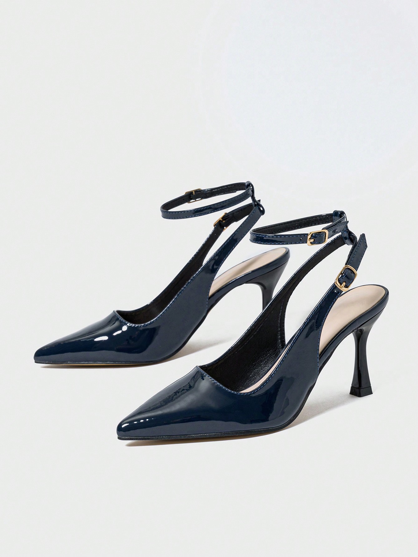 In Navy Blue Women Pumps