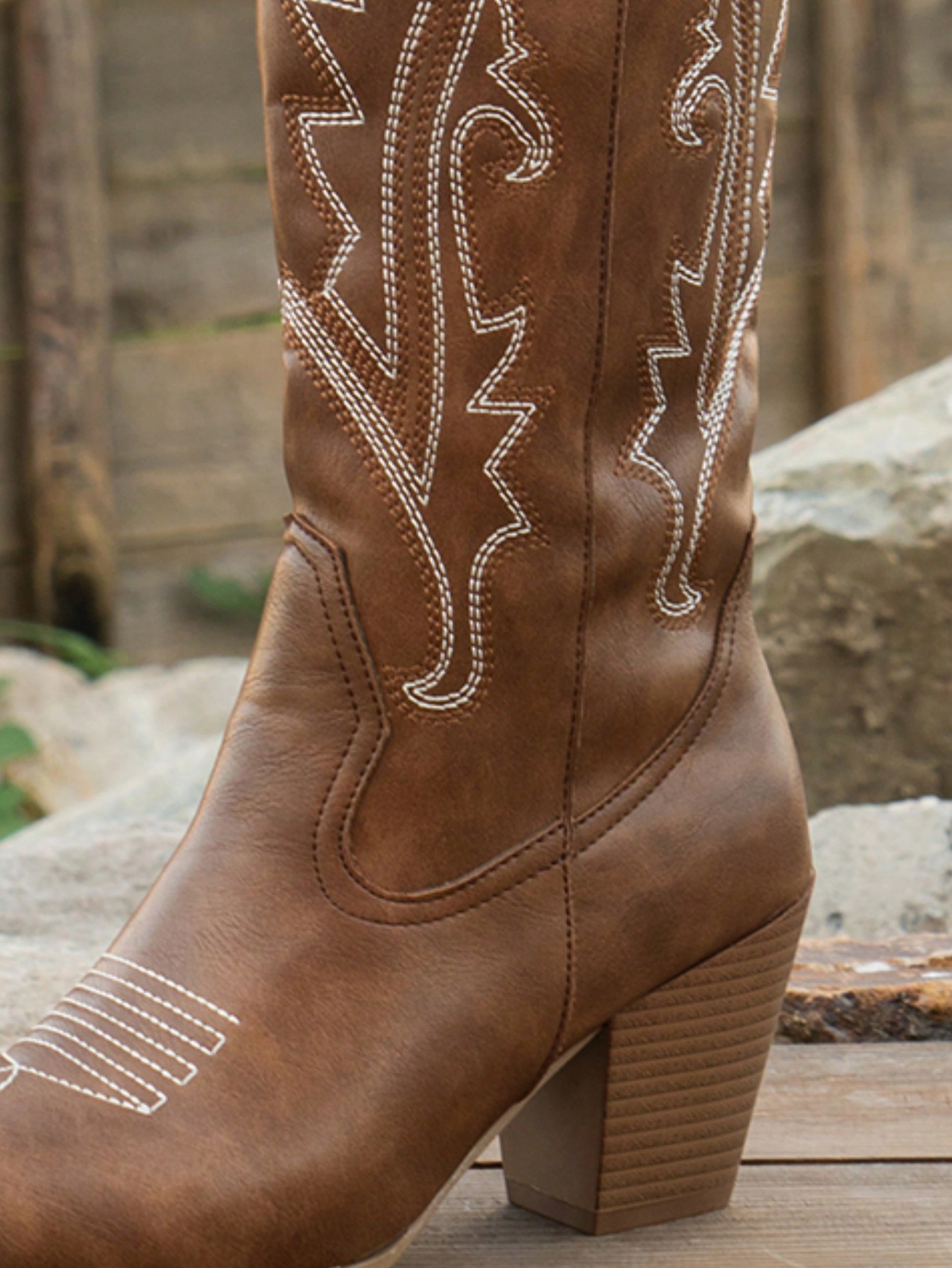 In Brown Women Mid-Calf Boots