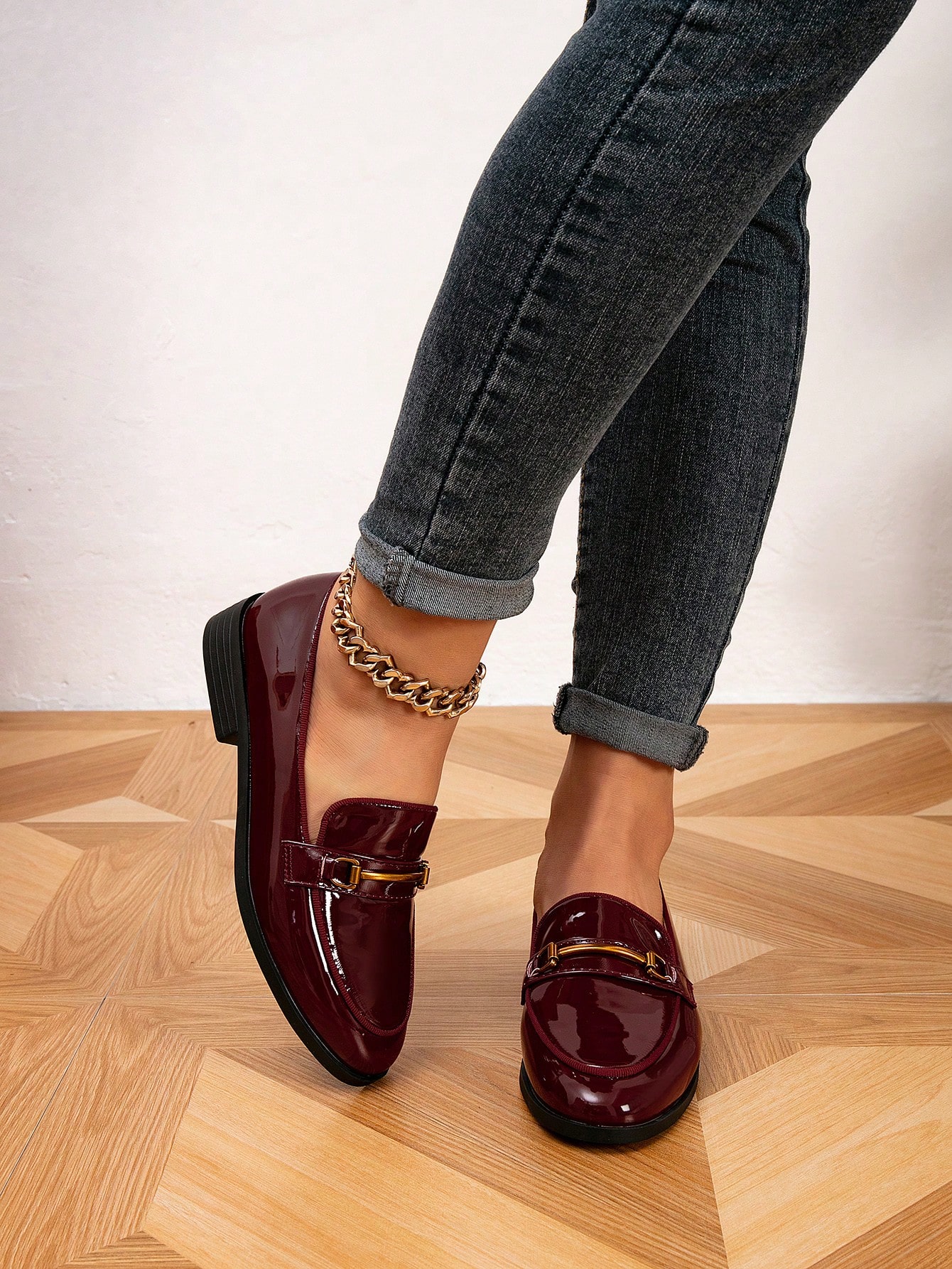 In Burgundy Women Flats