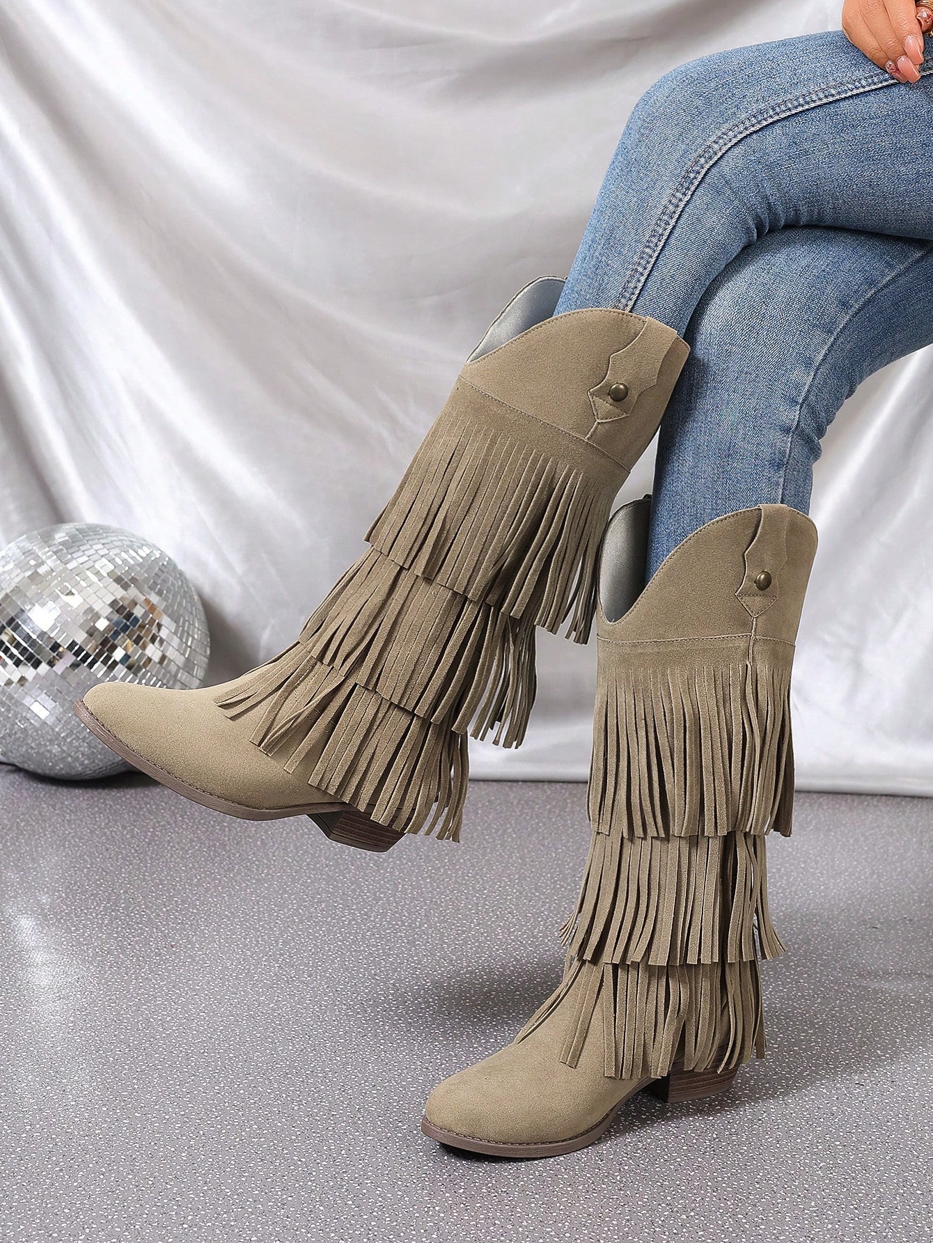 In Khaki Women Fashion Boots