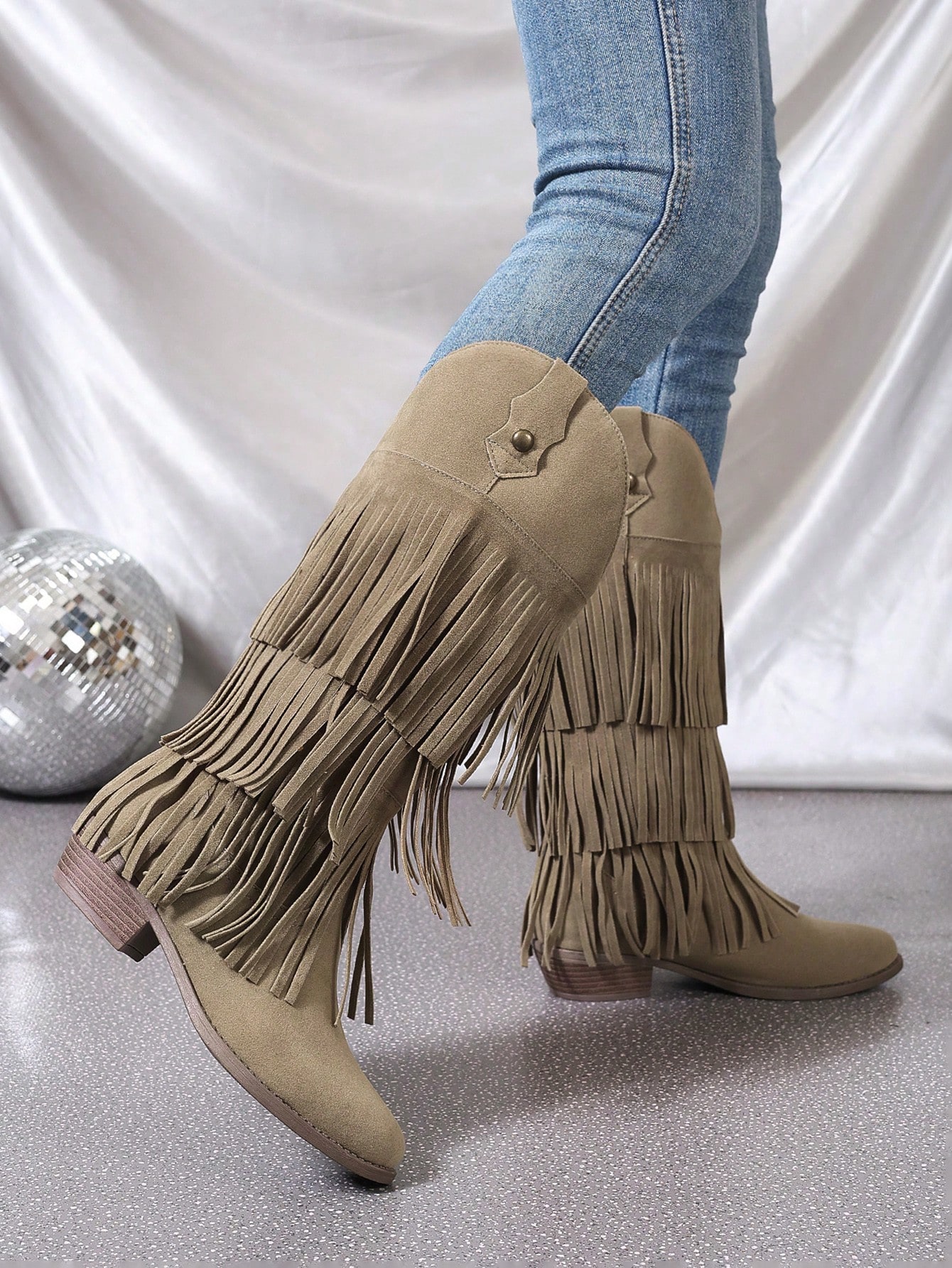 In Khaki Women Fashion Boots