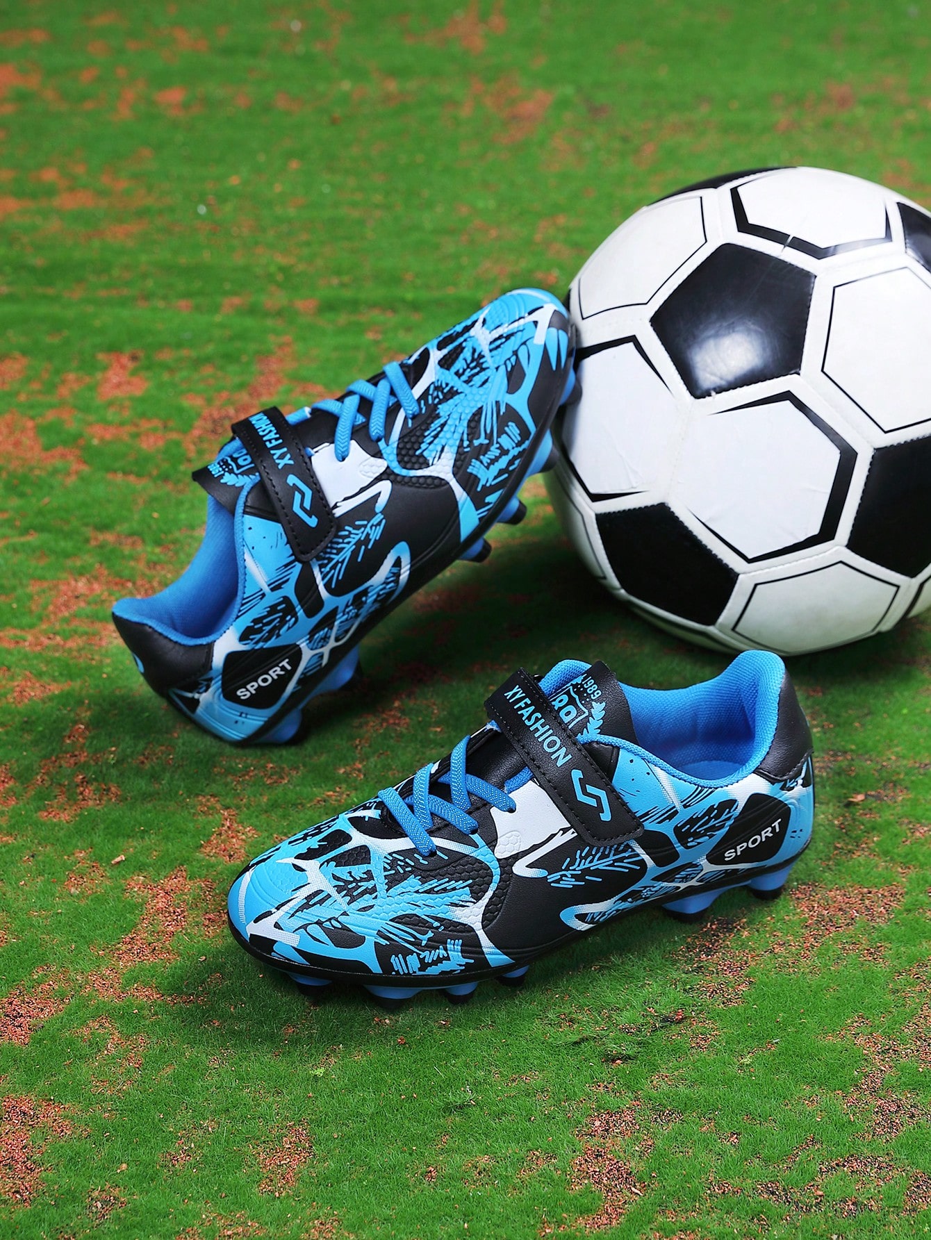 Kids Soccer Shoes