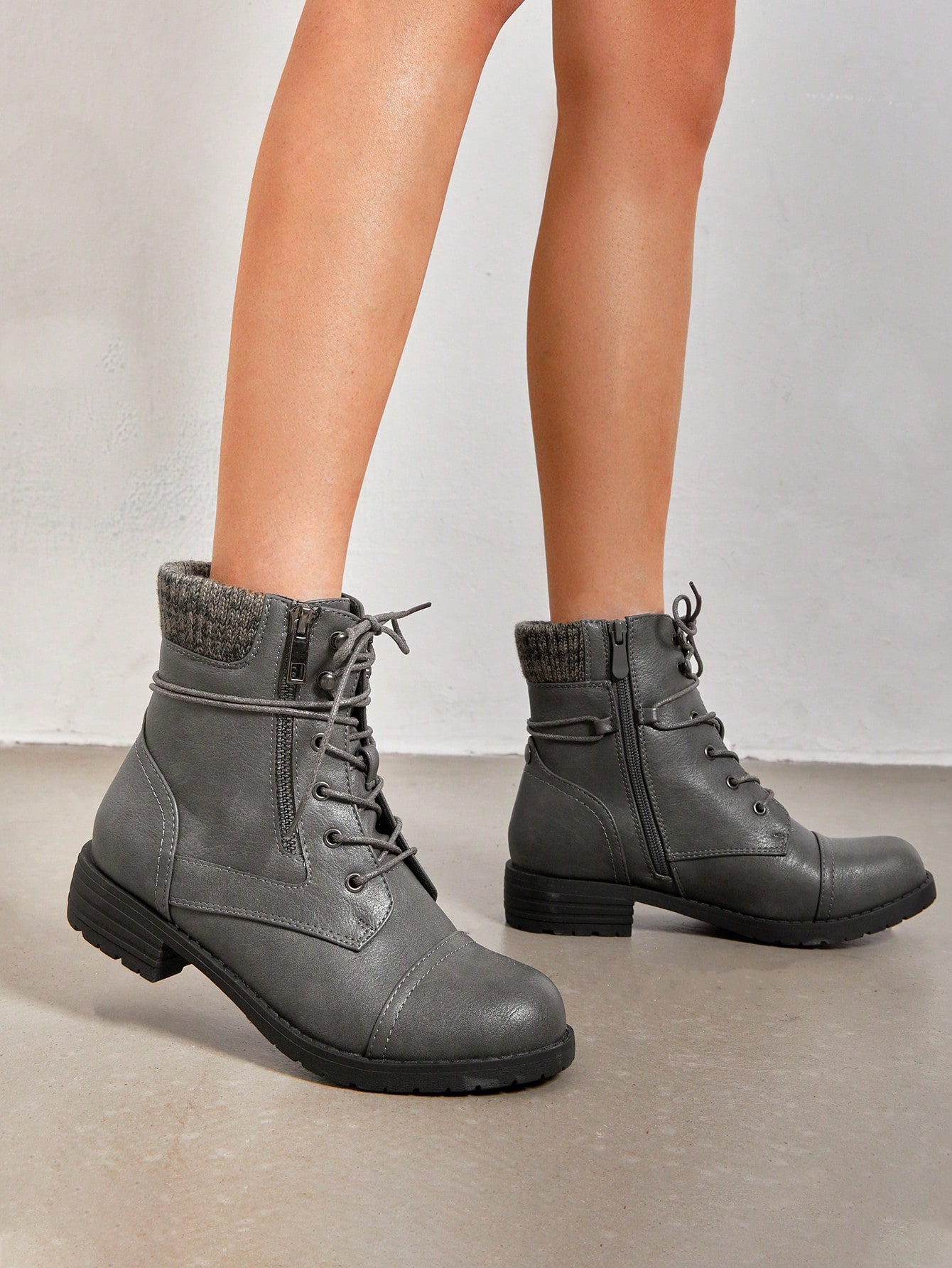 In Grey Women Ankle Boots & Booties