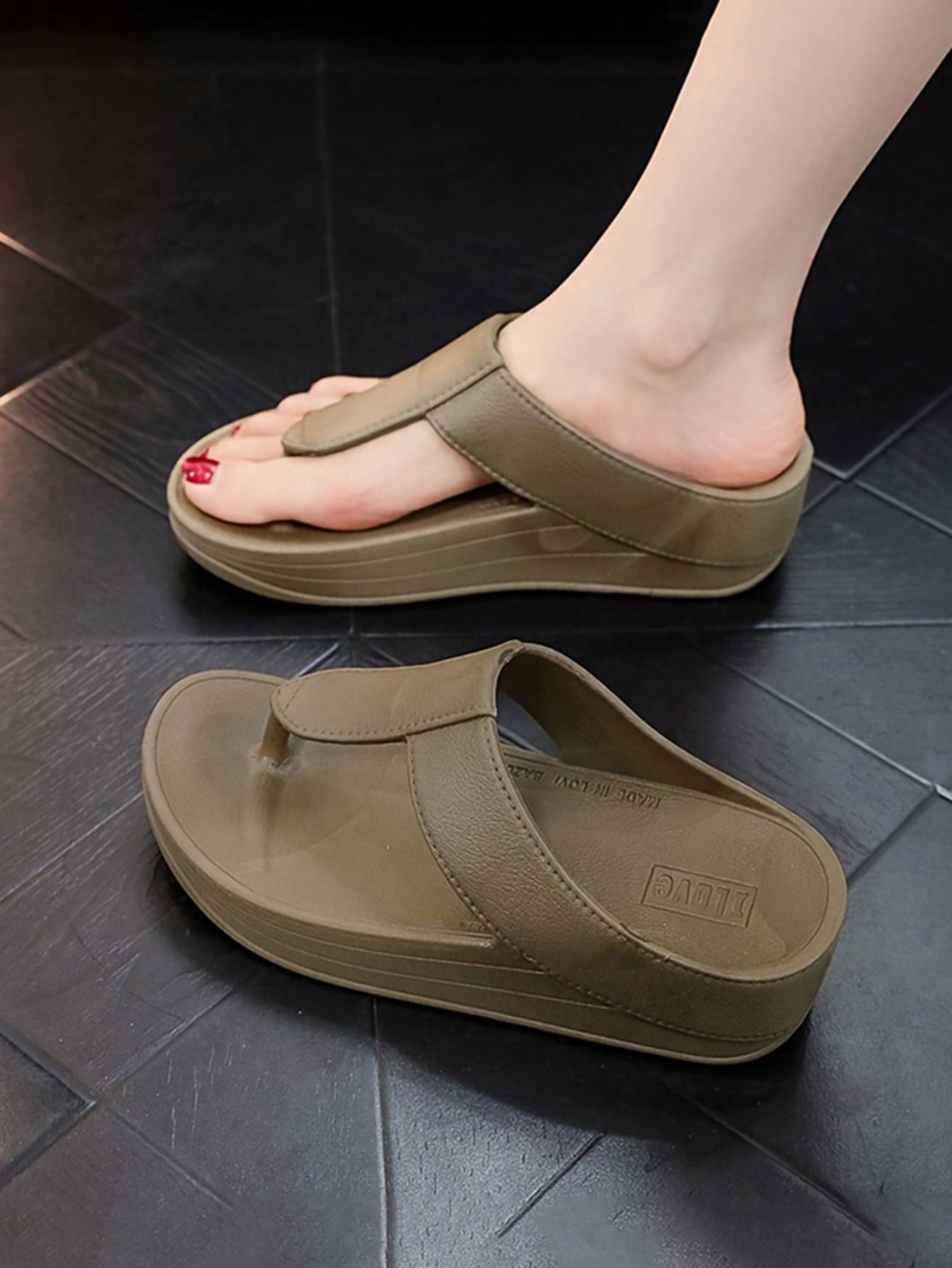 In Brown Women Flip-Flops