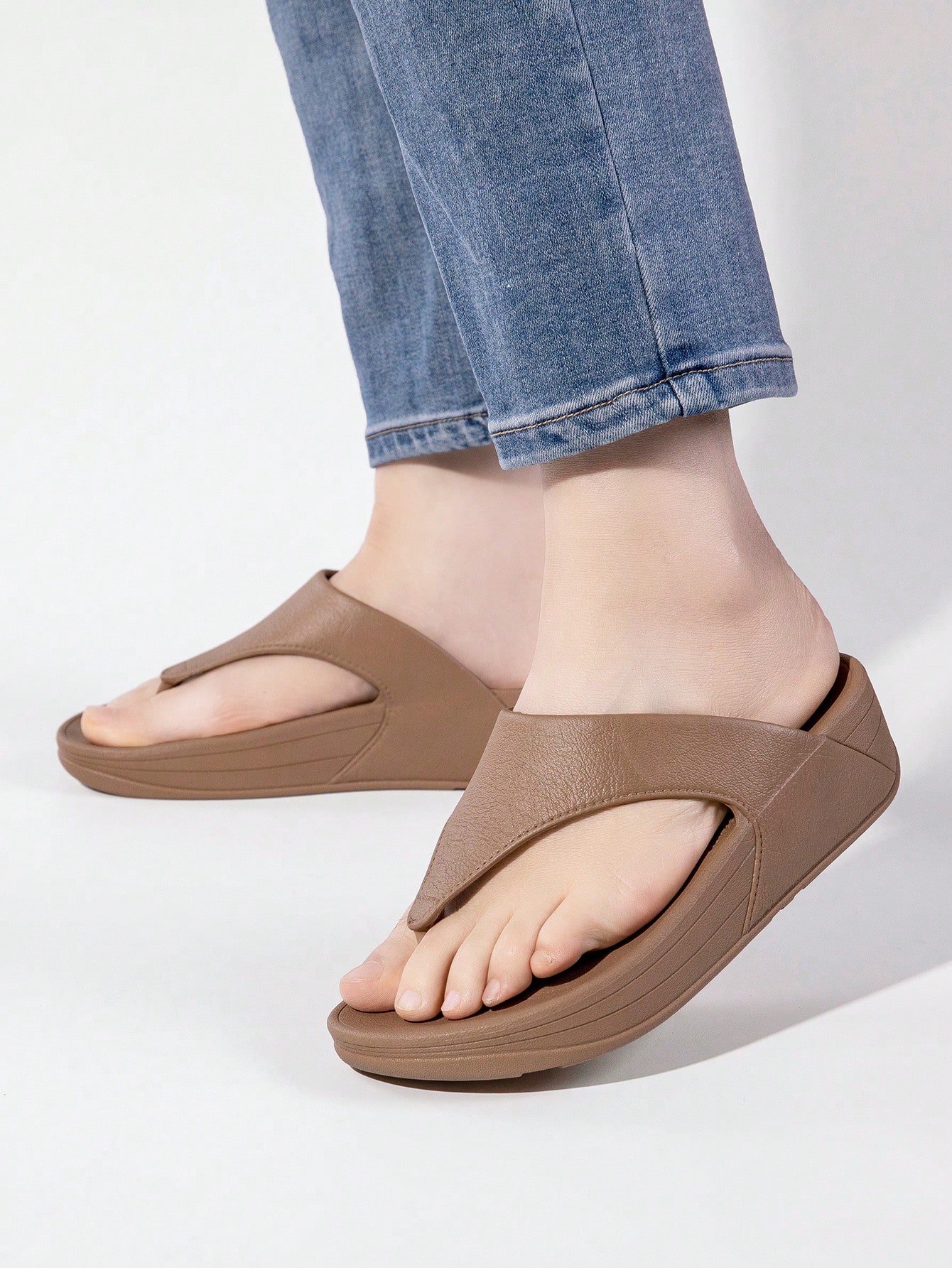 In Brown Women Flip-Flops