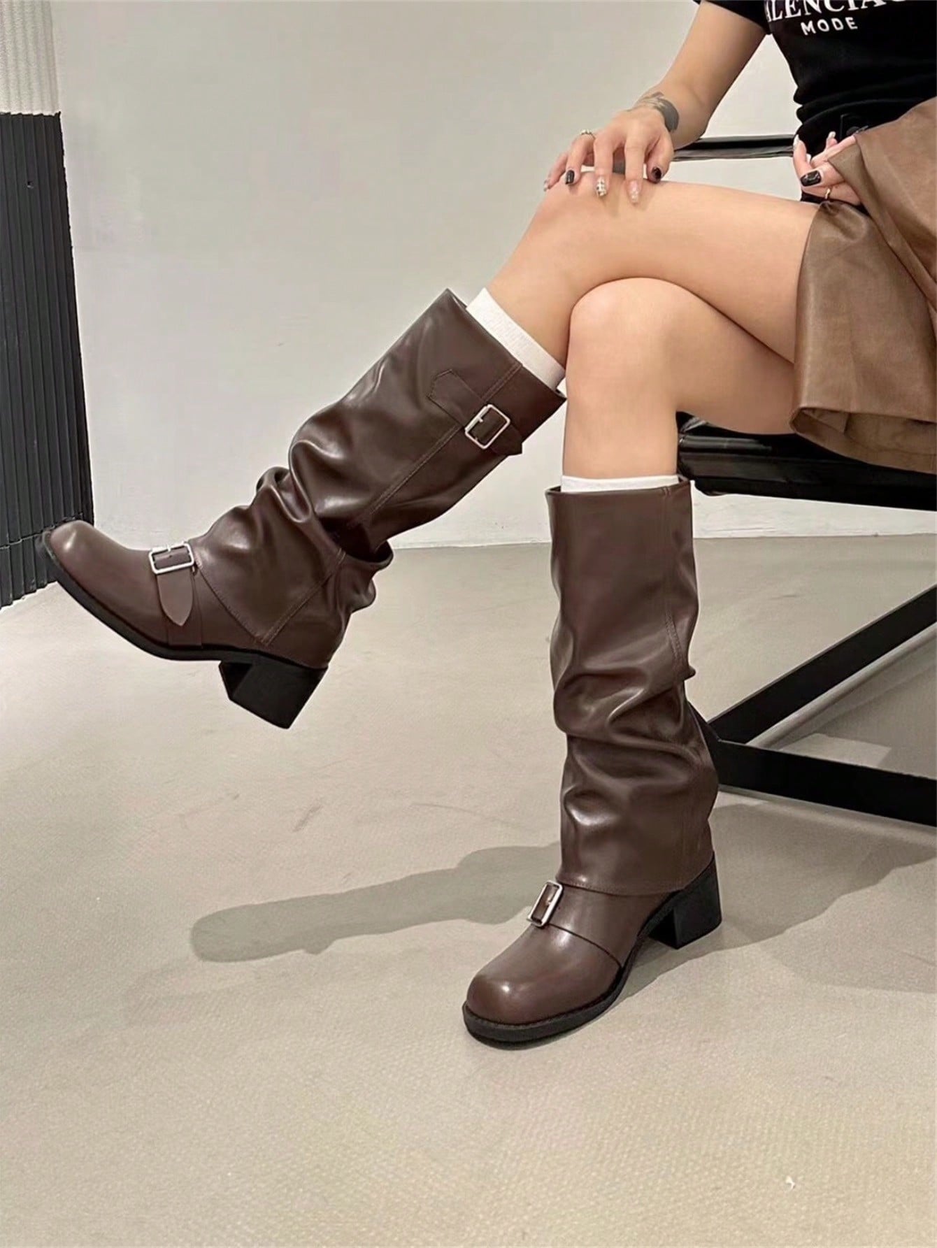 In Brown Women Mid-Calf Boots