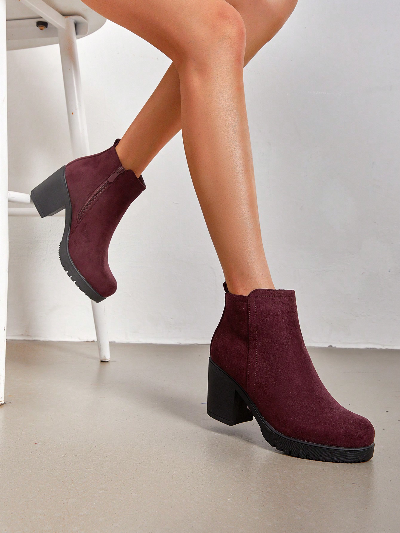 In Burgundy Women Fashion Boots