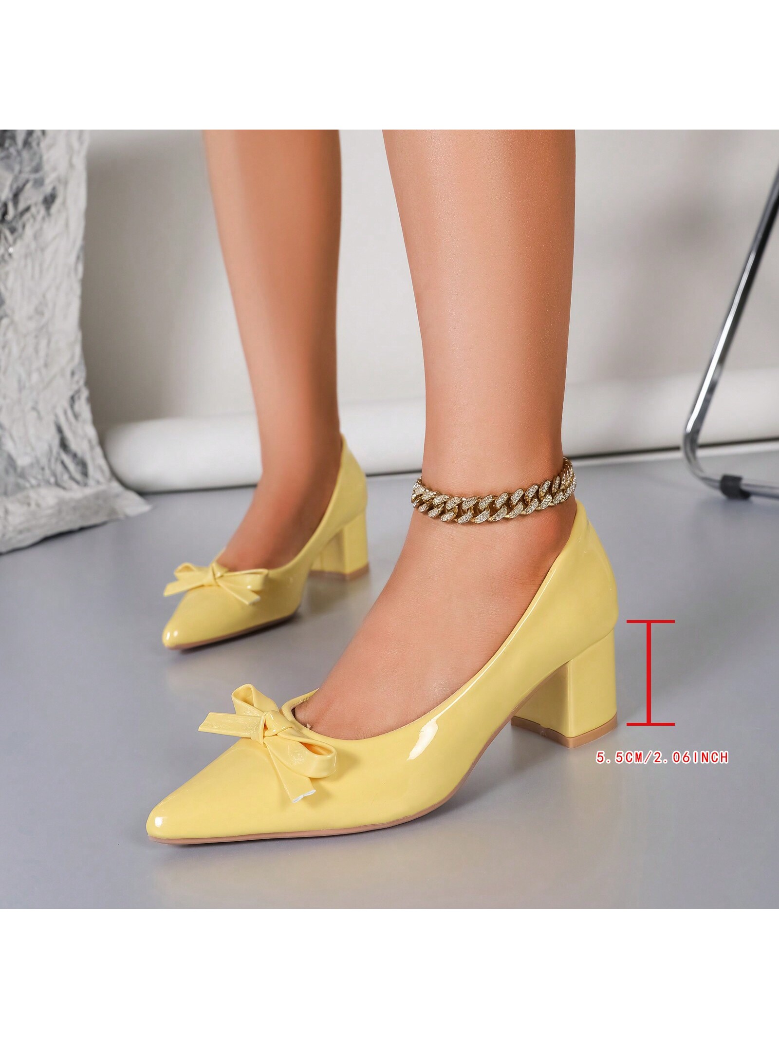 In Yellow Women Pumps