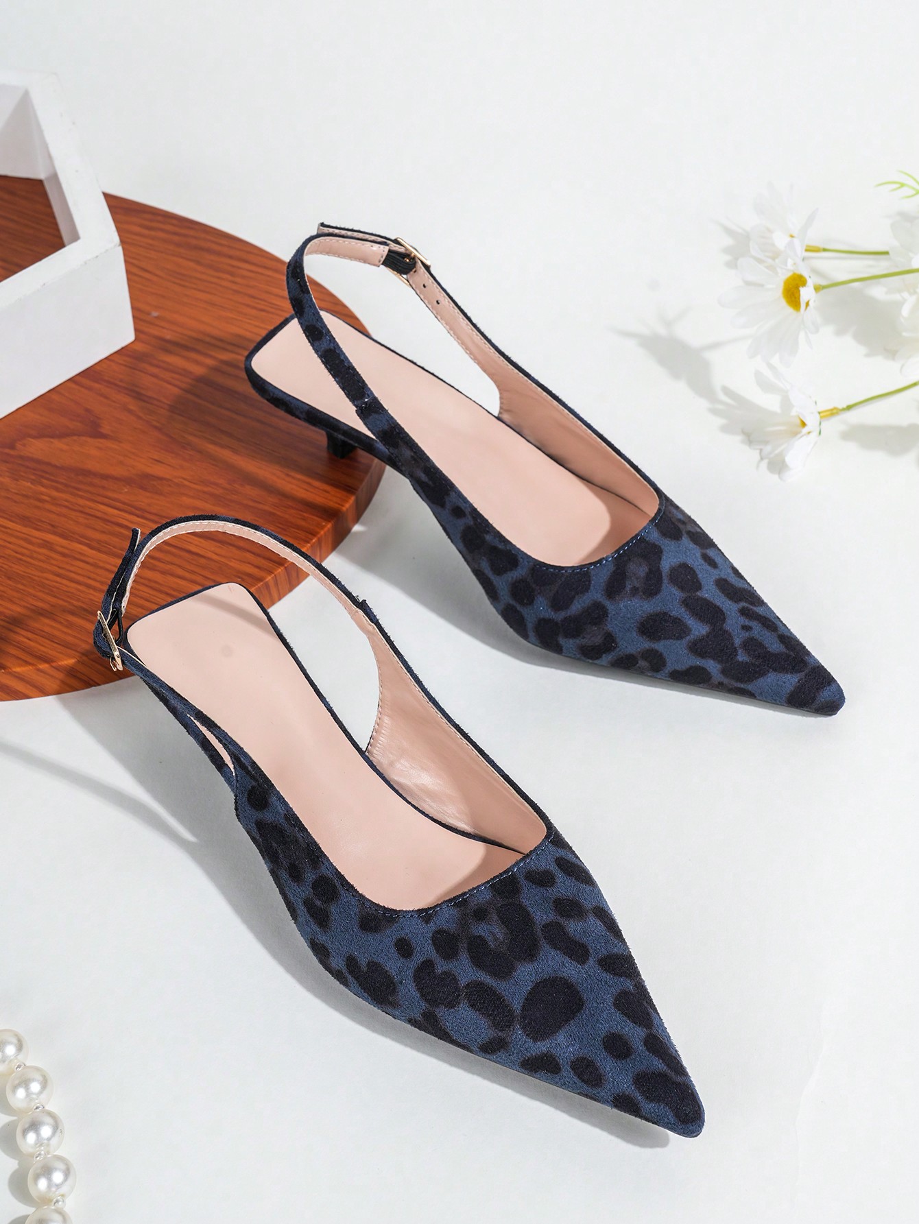 In Blue Women Pumps