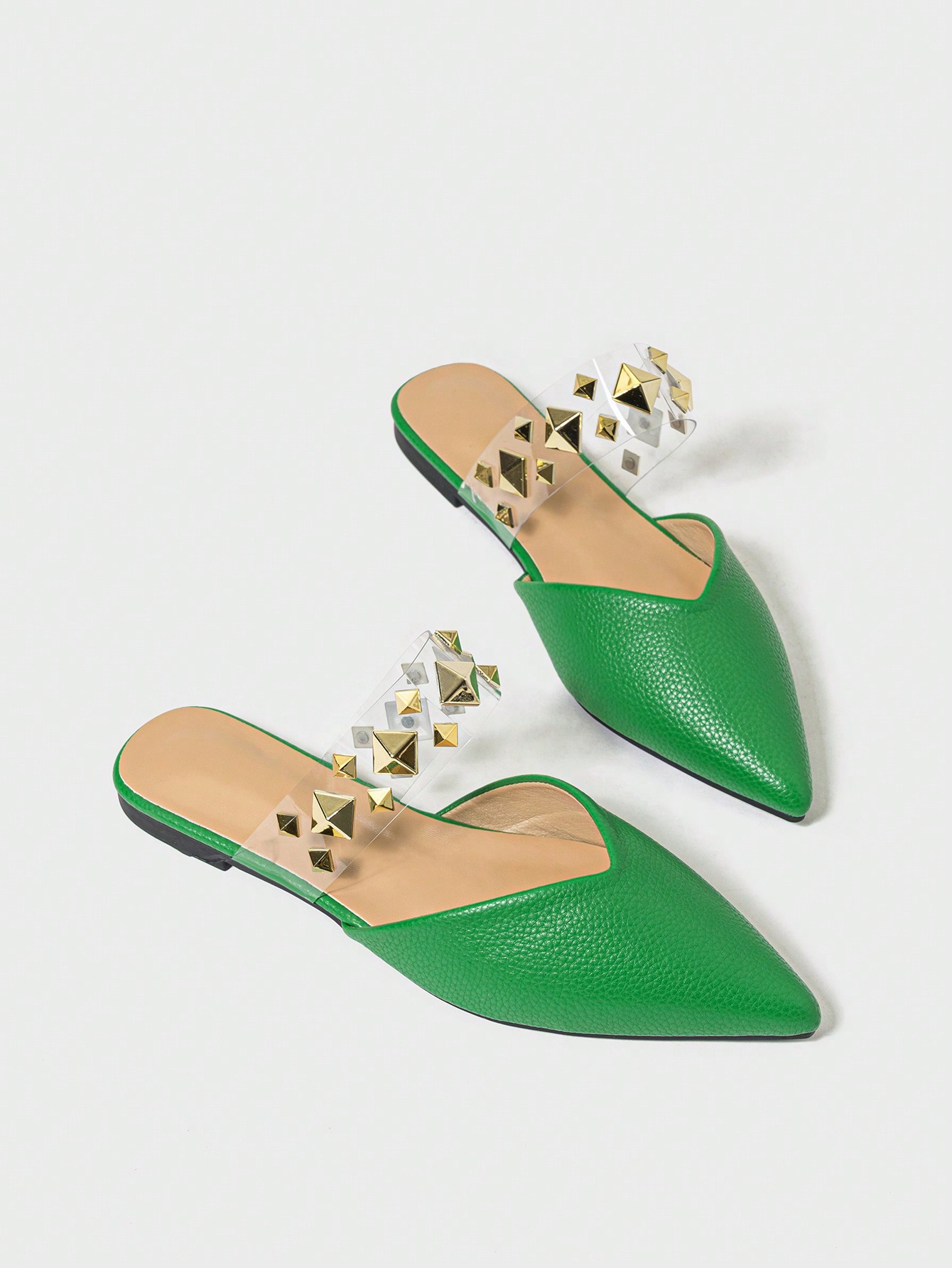 In Green Women Flats