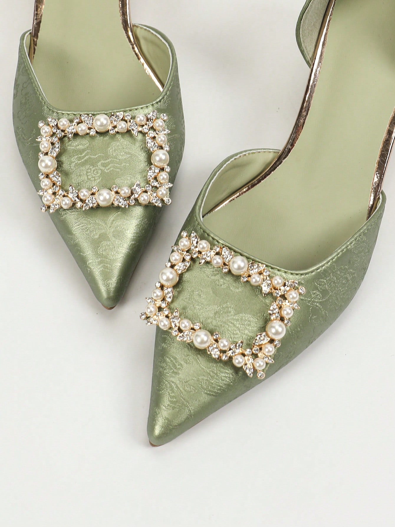 In Green Women Pumps