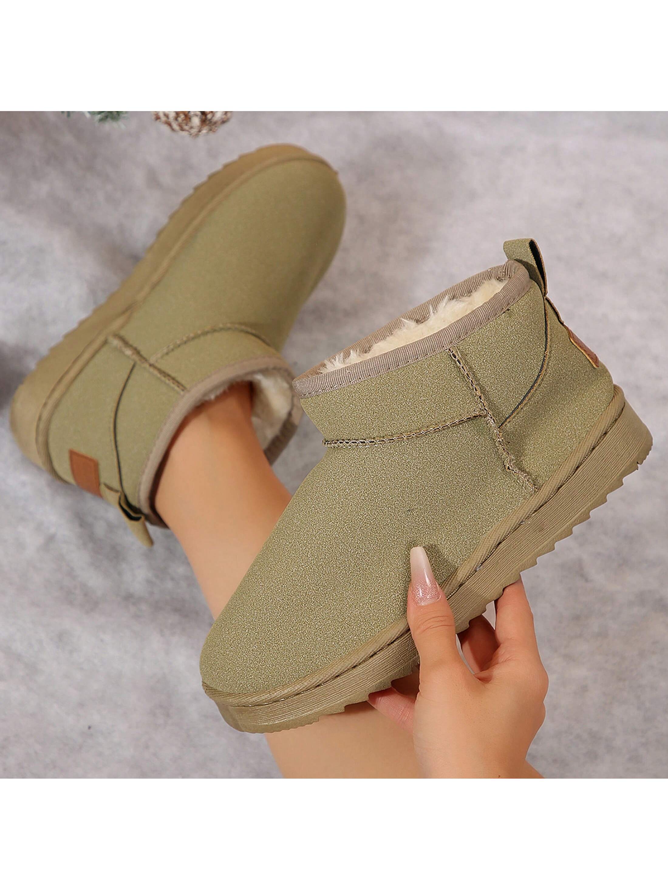 In Green Women Fashion Boots