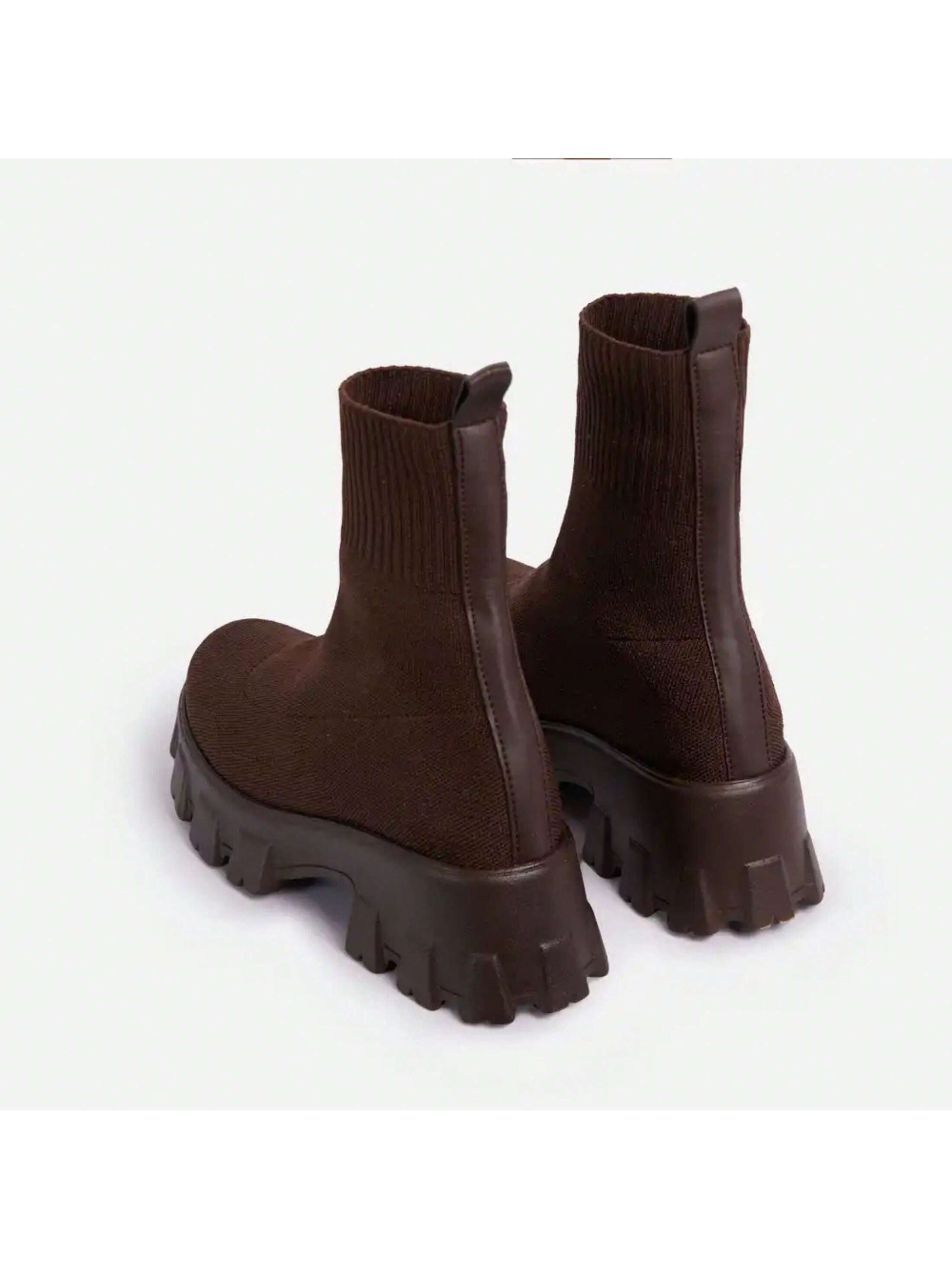 In Coffee Brown Women Fashion Boots