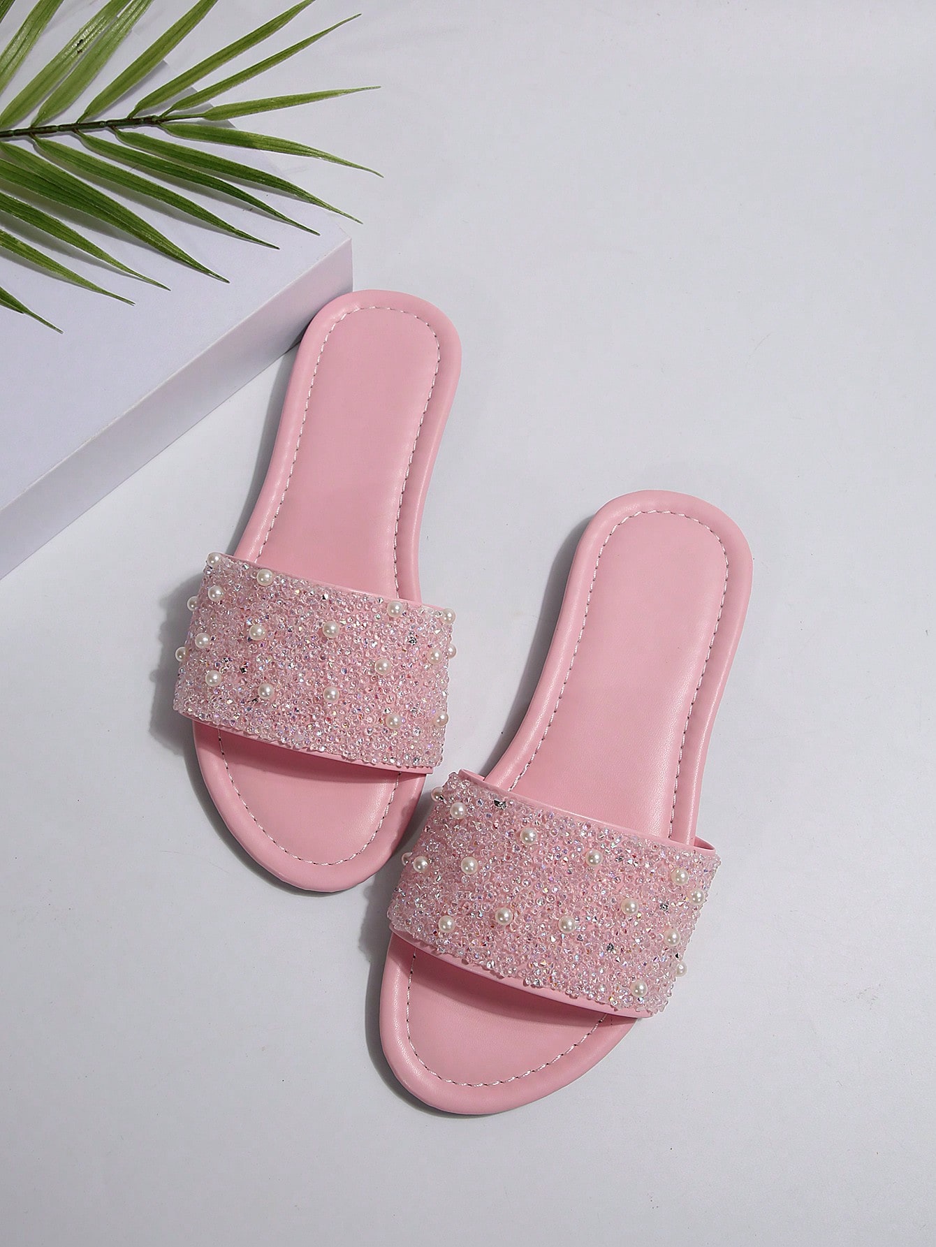 In Baby Pink Women Flat Sandals