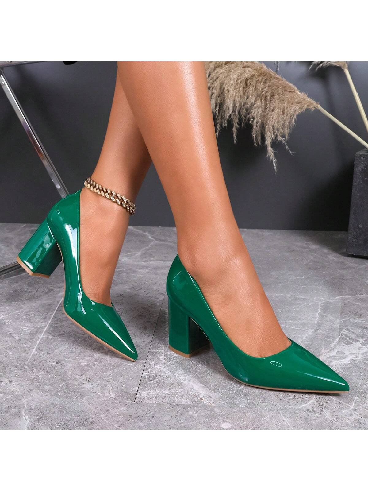 In Green Women Pumps