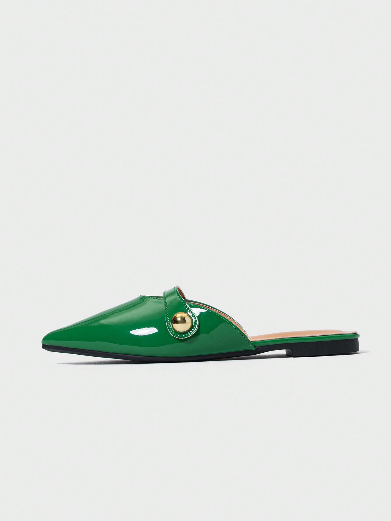 In Green Women Flats