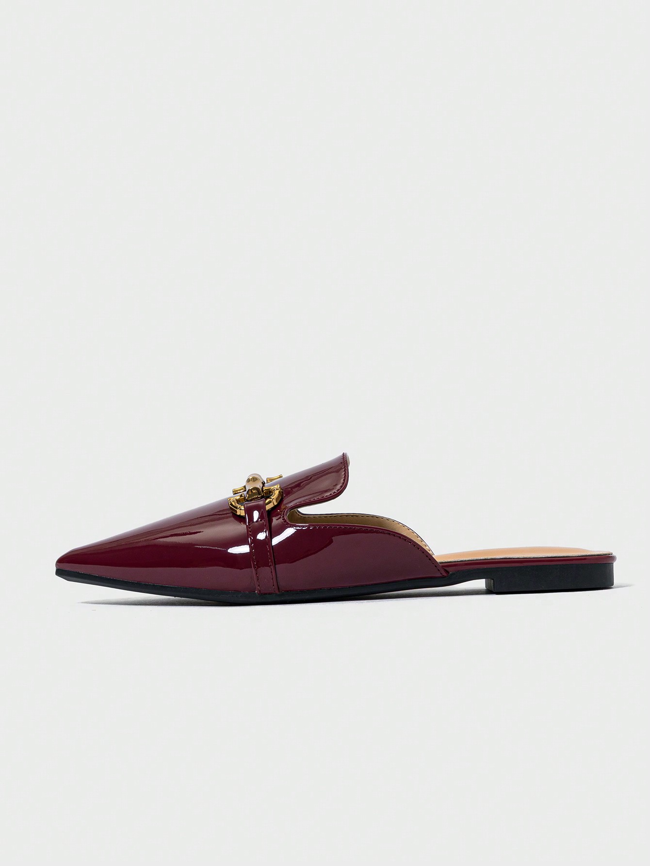 In Burgundy Women Flats