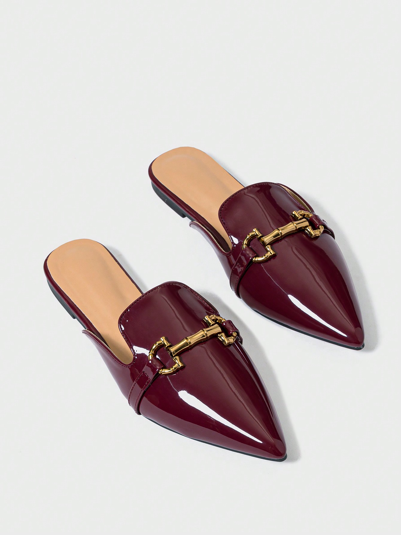 In Burgundy Women Flats