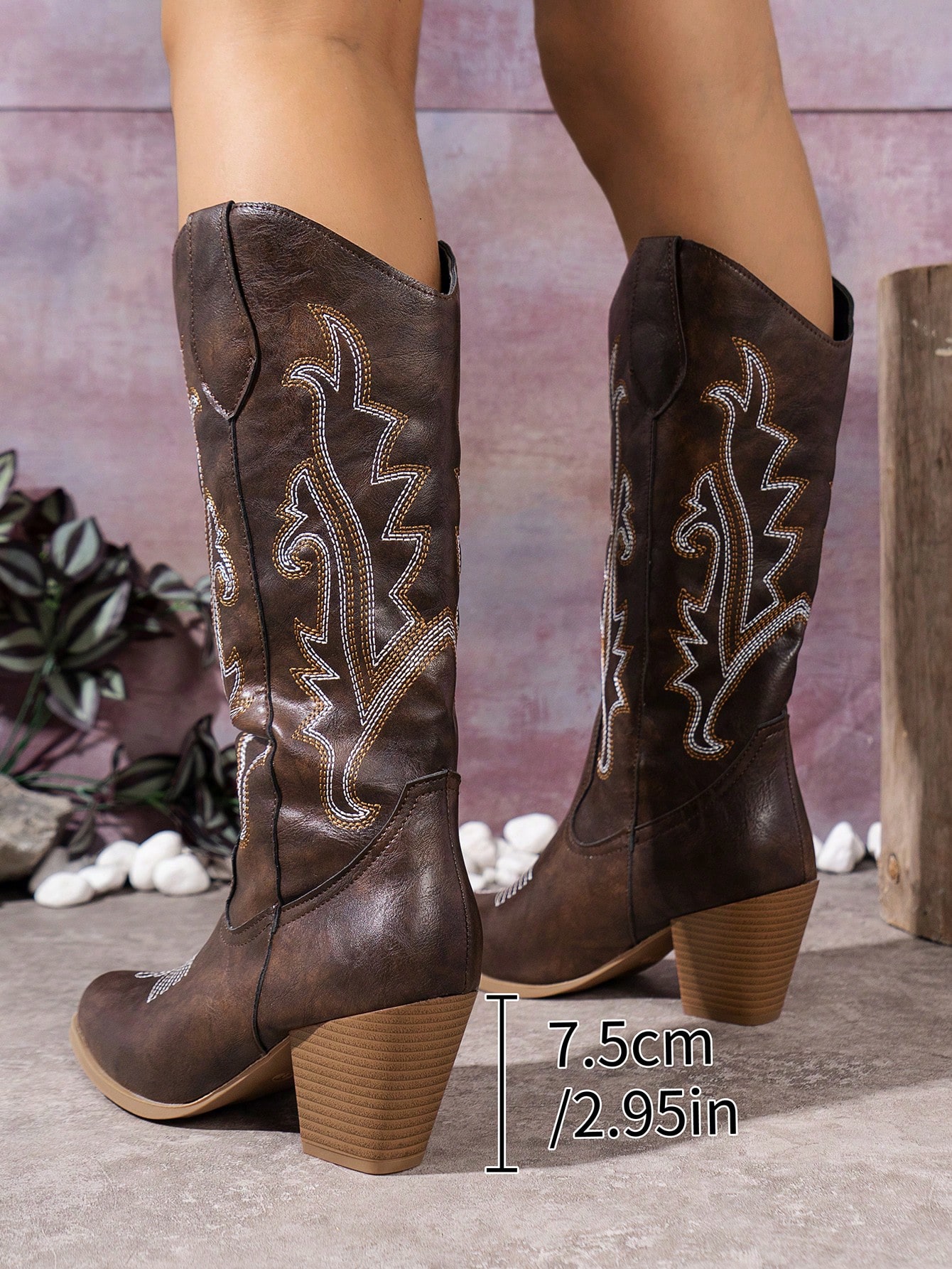 In Coffee Brown Women Fashion Boots