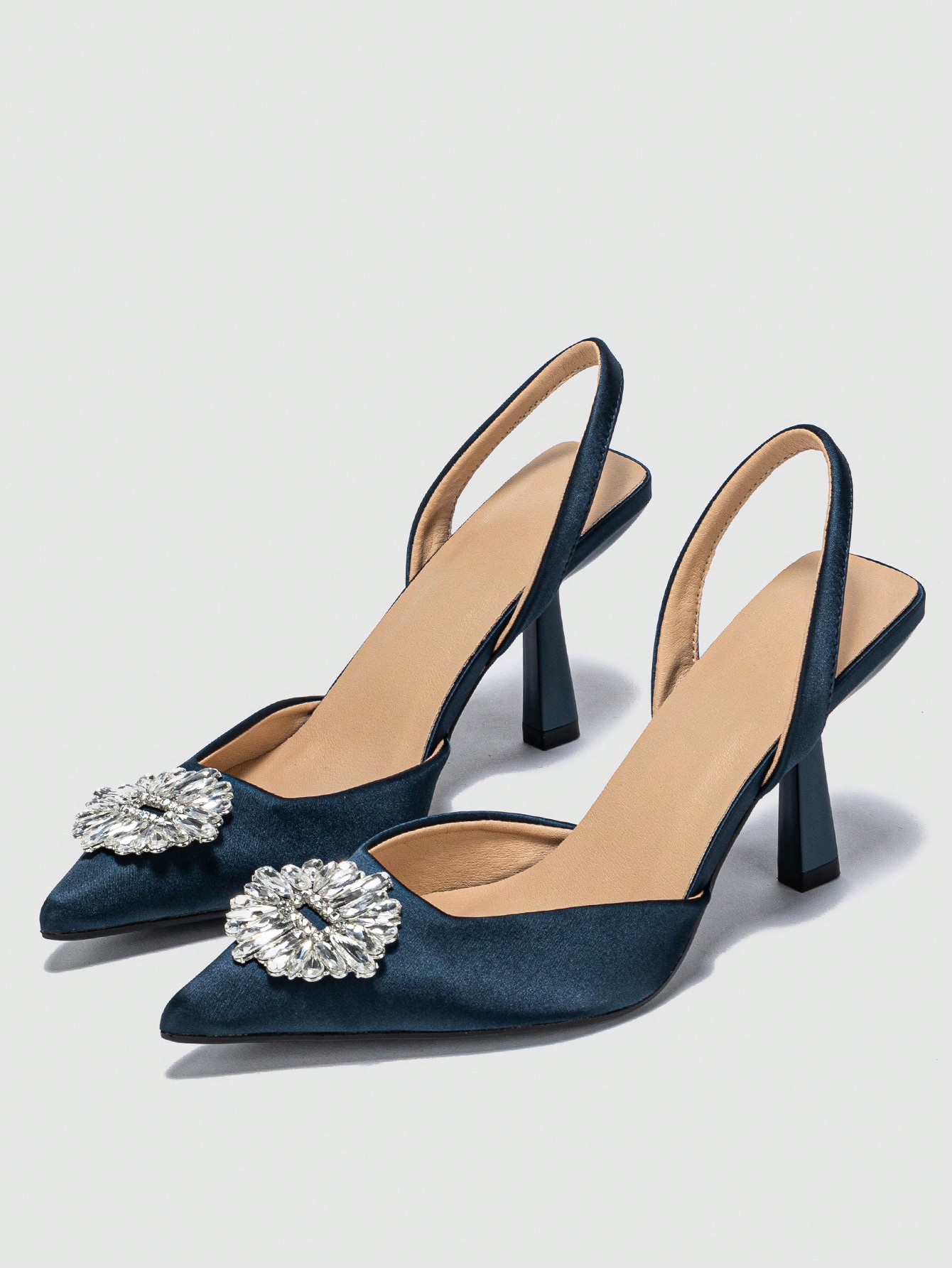 In Navy Blue Women Pumps